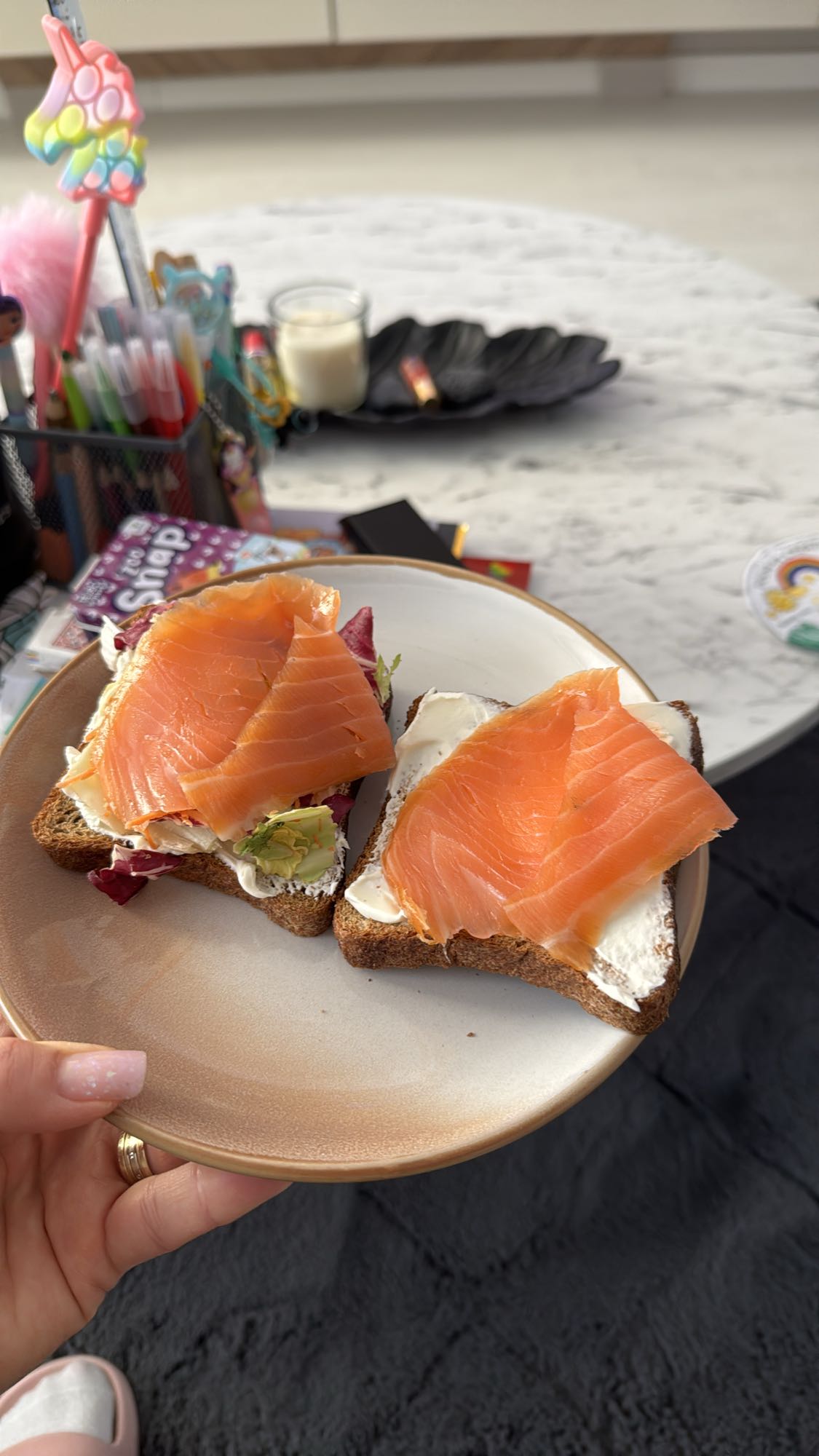 Sandviș cu somon afumat