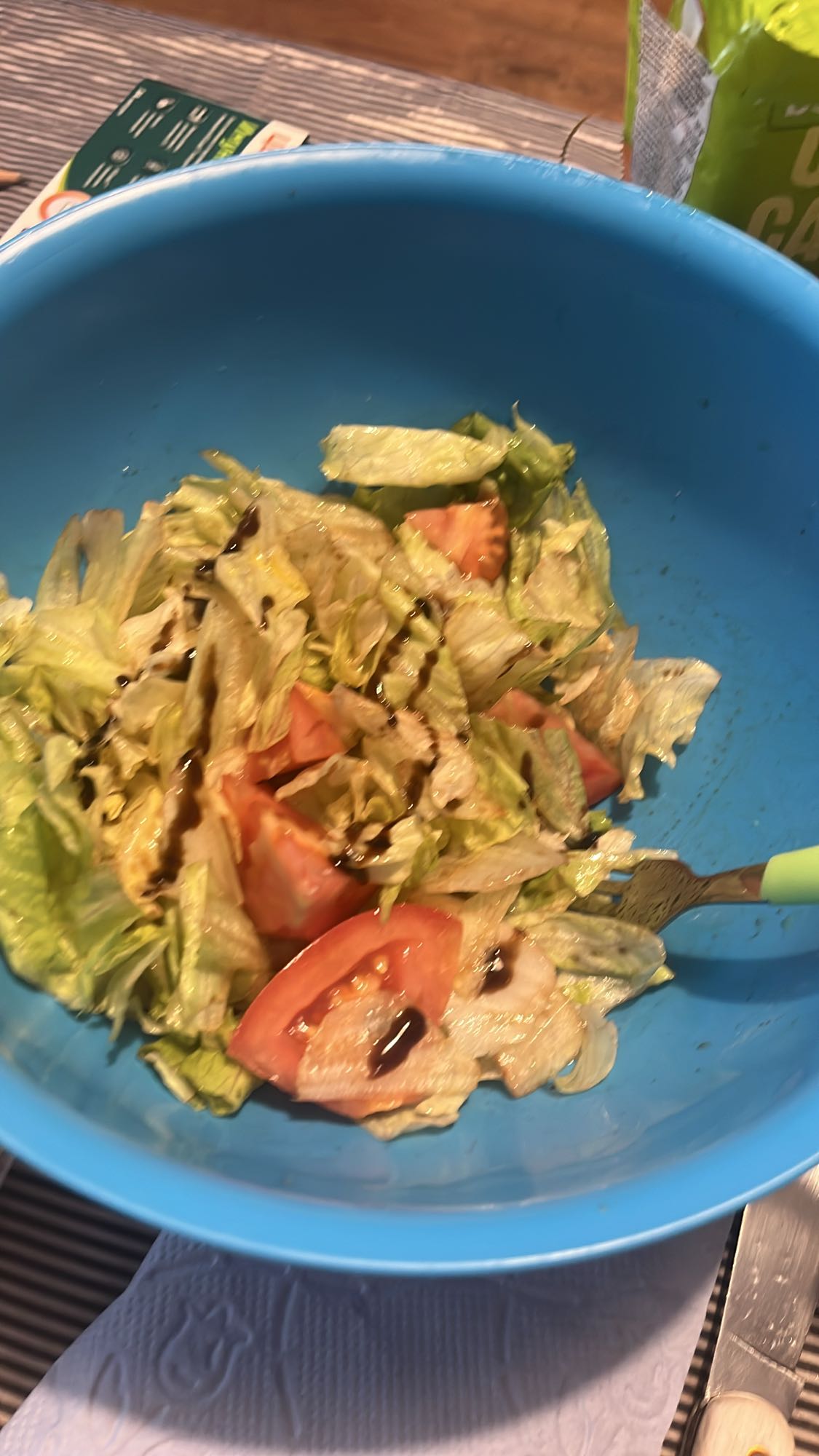 Салата с домати и айсберг