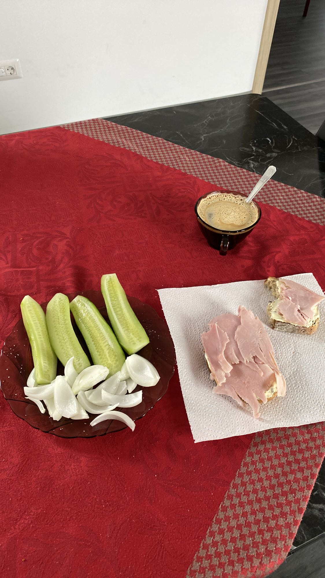 Mic dejun cu șuncă