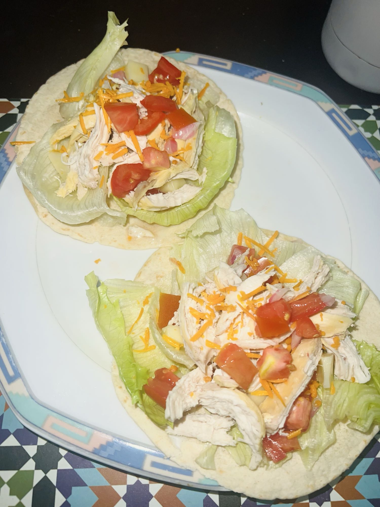 Tacos de pollo y vegetales