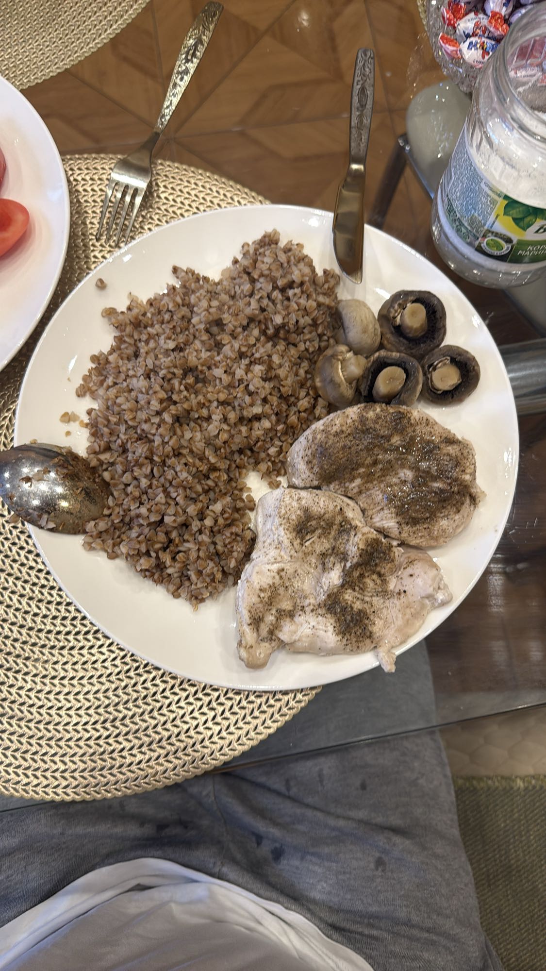 Гречка с курицей и грибами