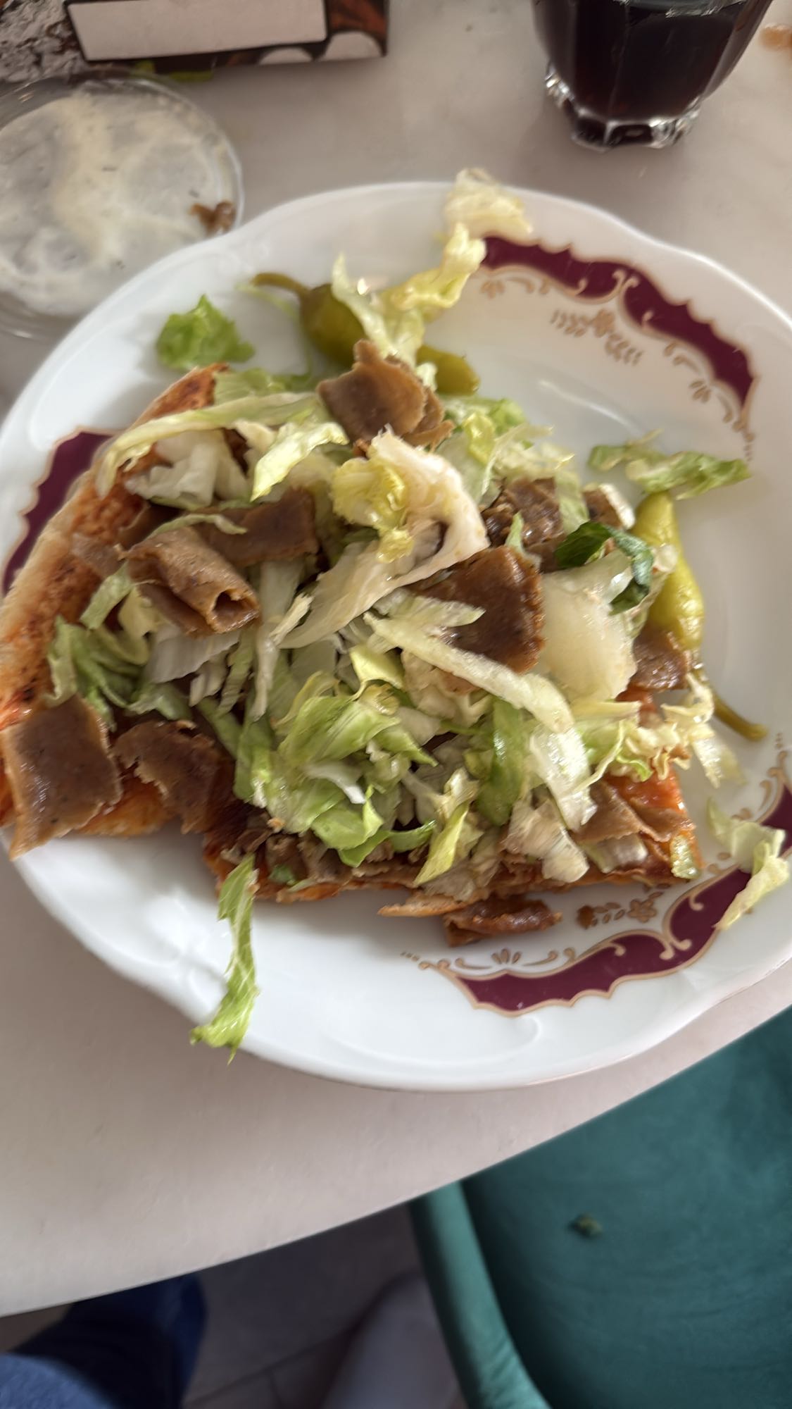 Kebabtallrik med sallad