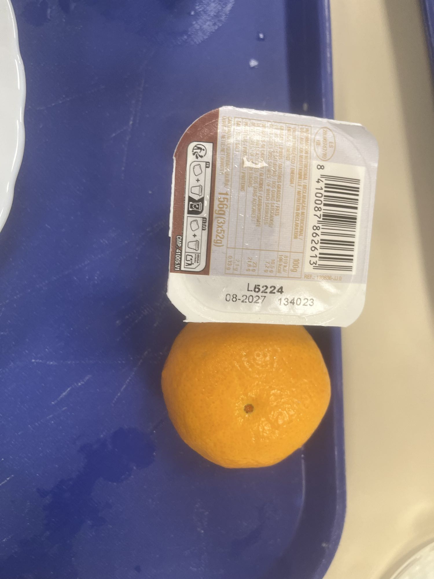 Mandarina y postre de chocolate