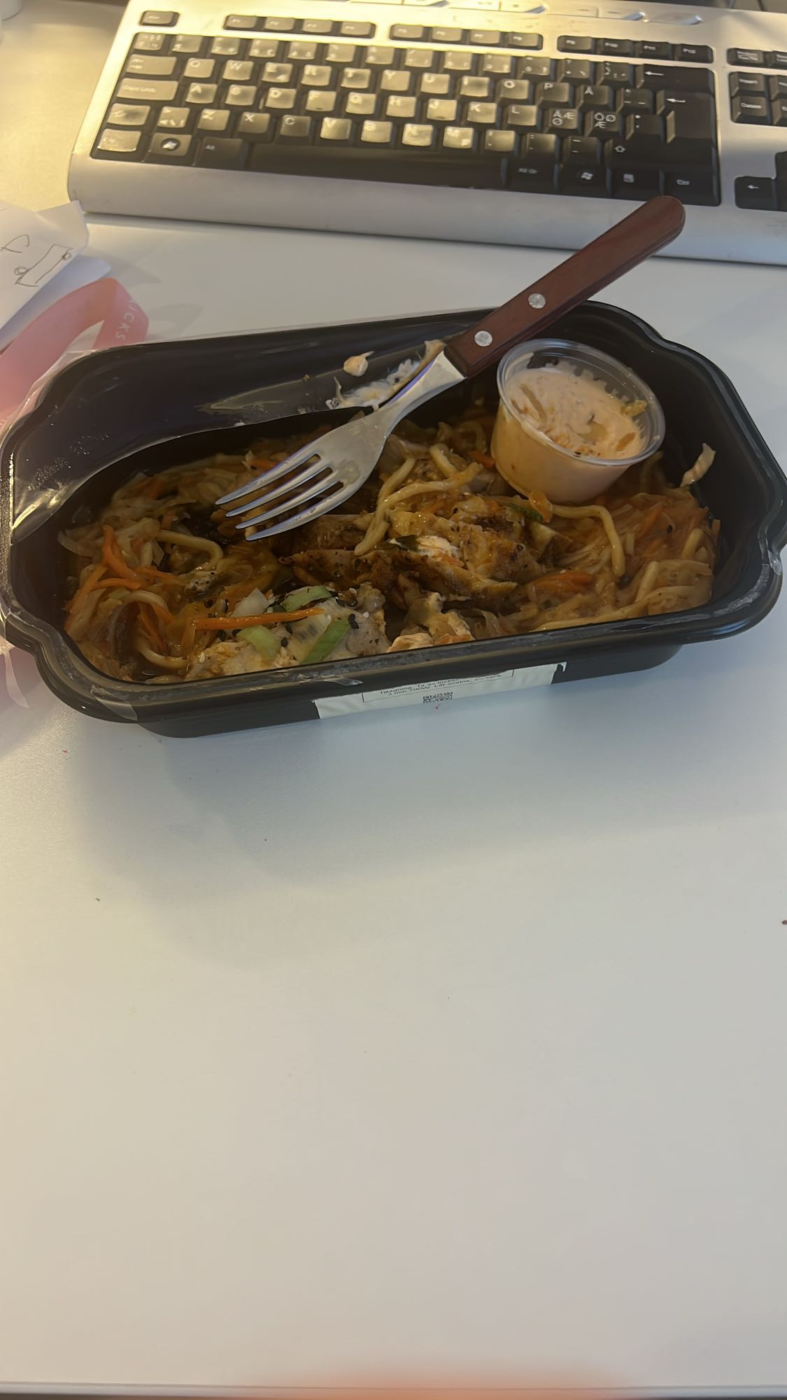 Kycklingnudlar med sås