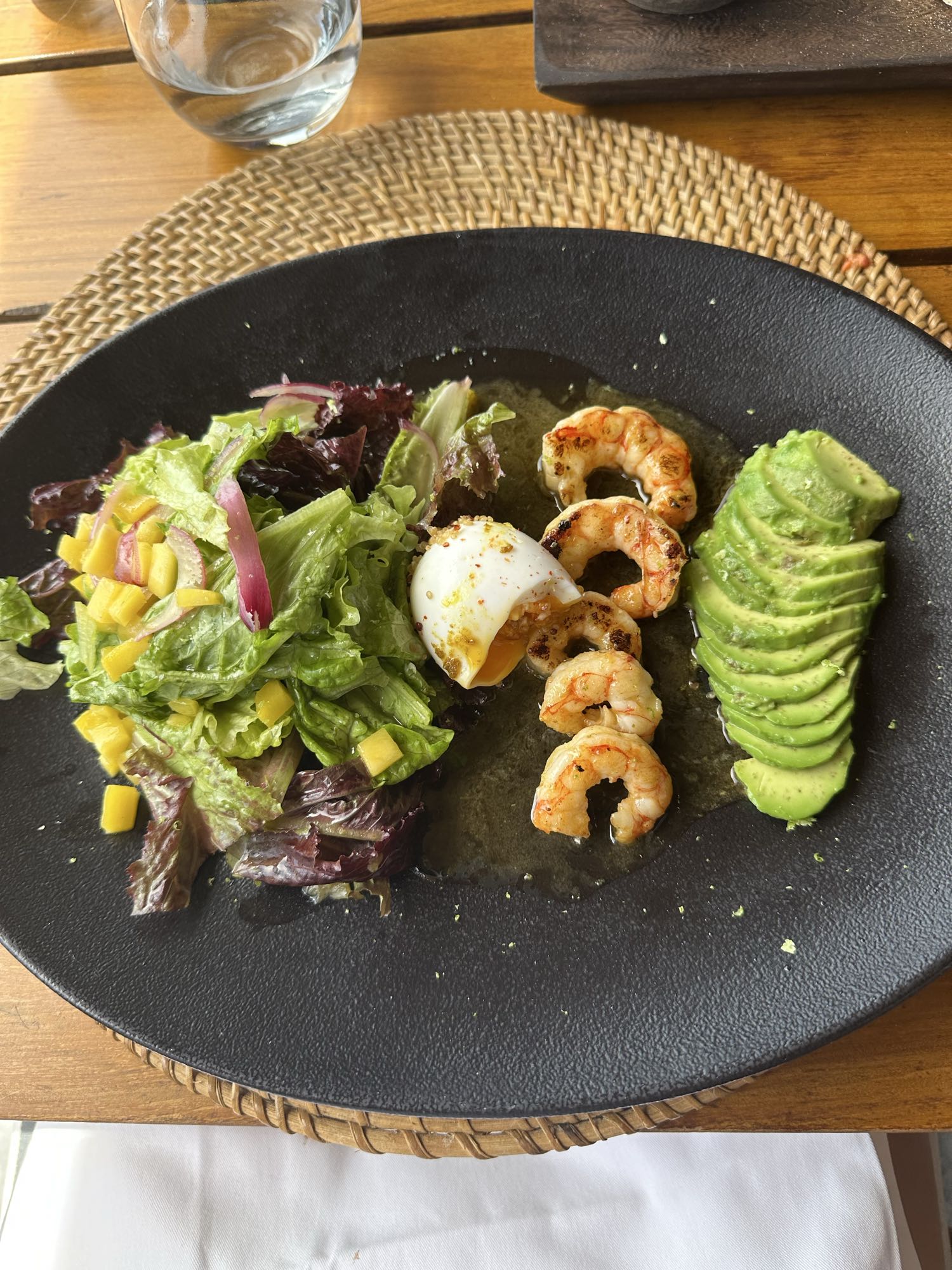 Ensalada con camarones