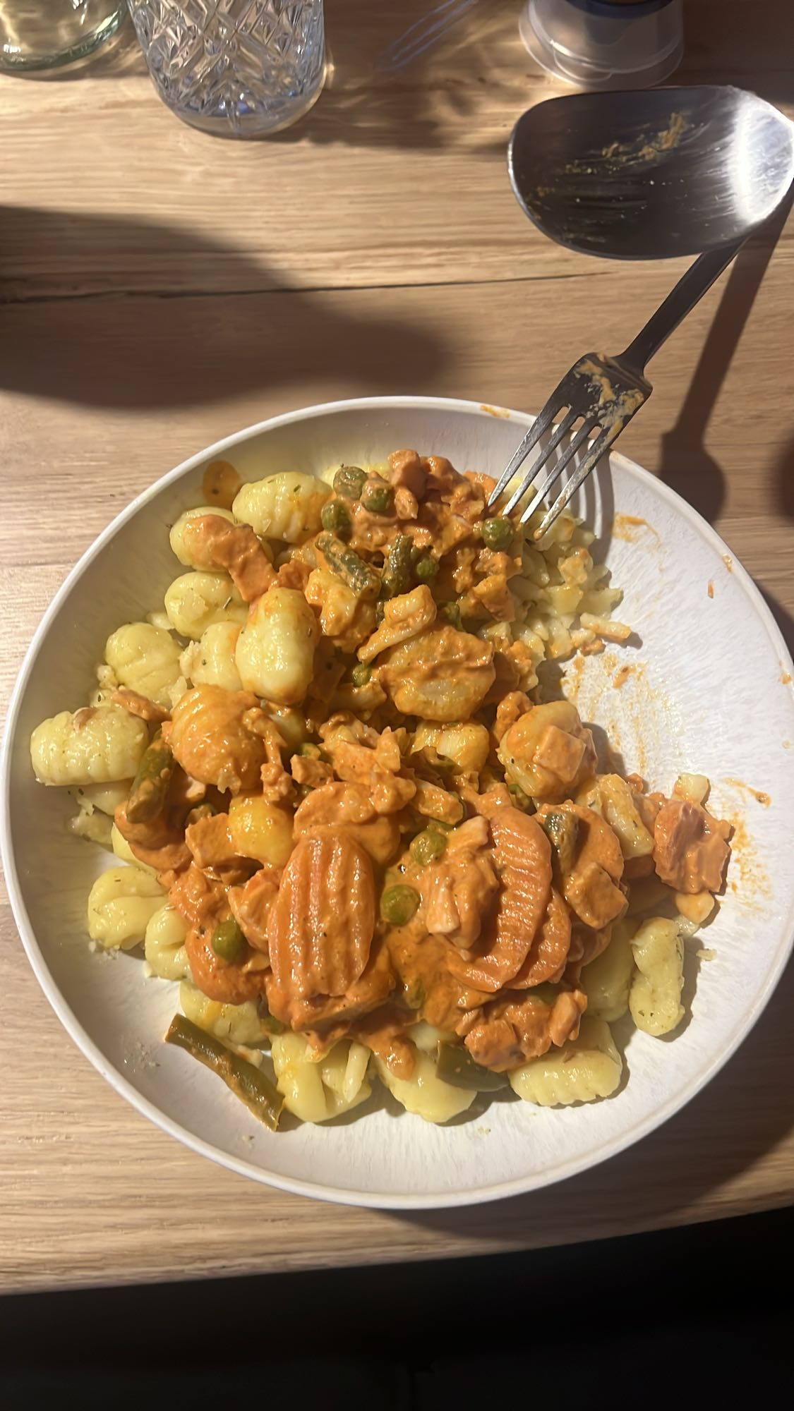 Gnocchi mit Hähnchen-Gemüse