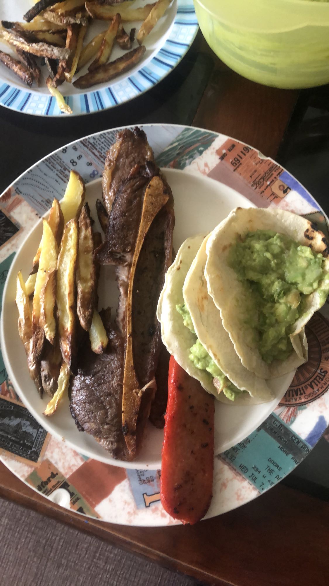 Carne, papas y tacos