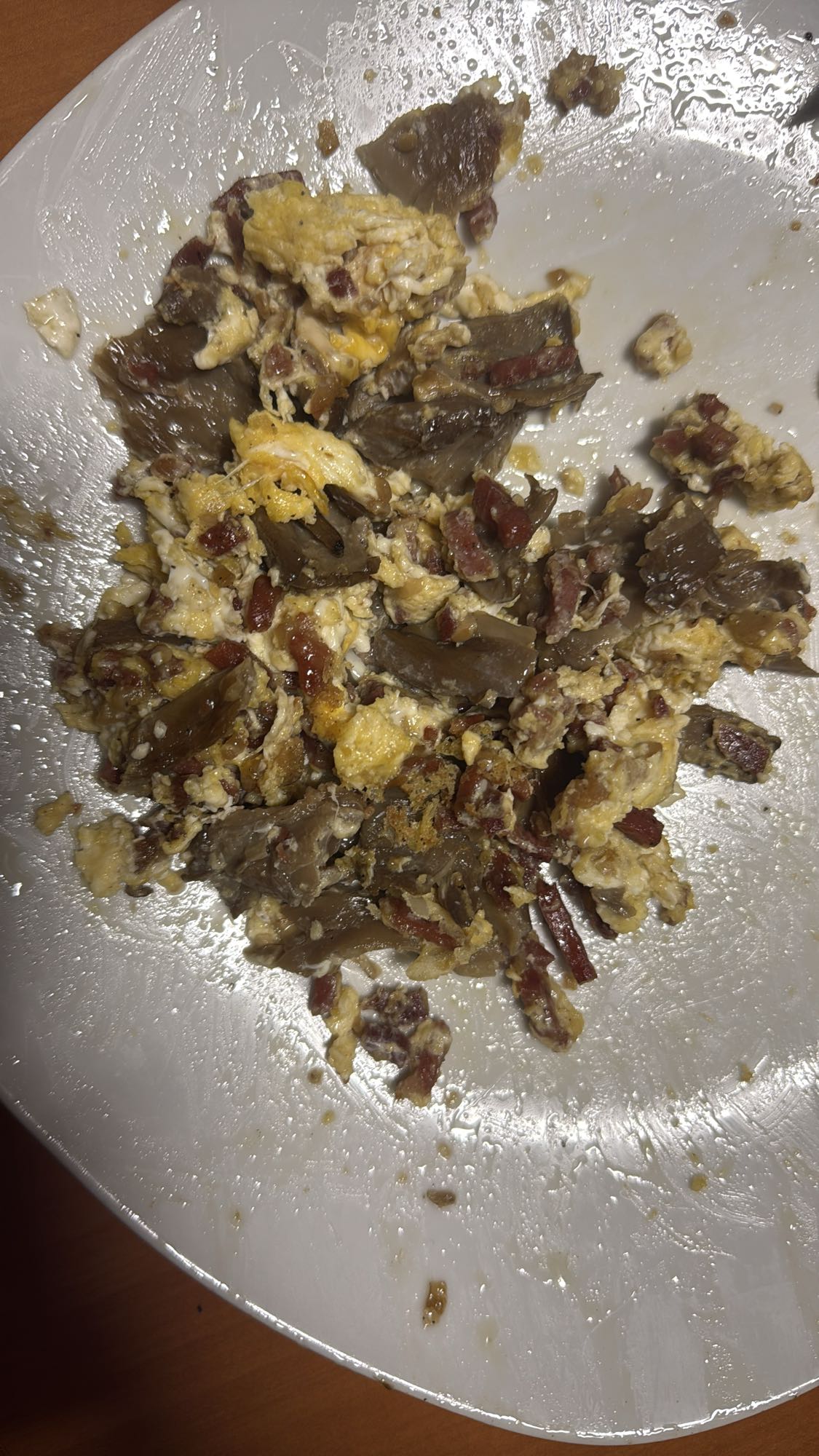 Revuelto con setas y jamón