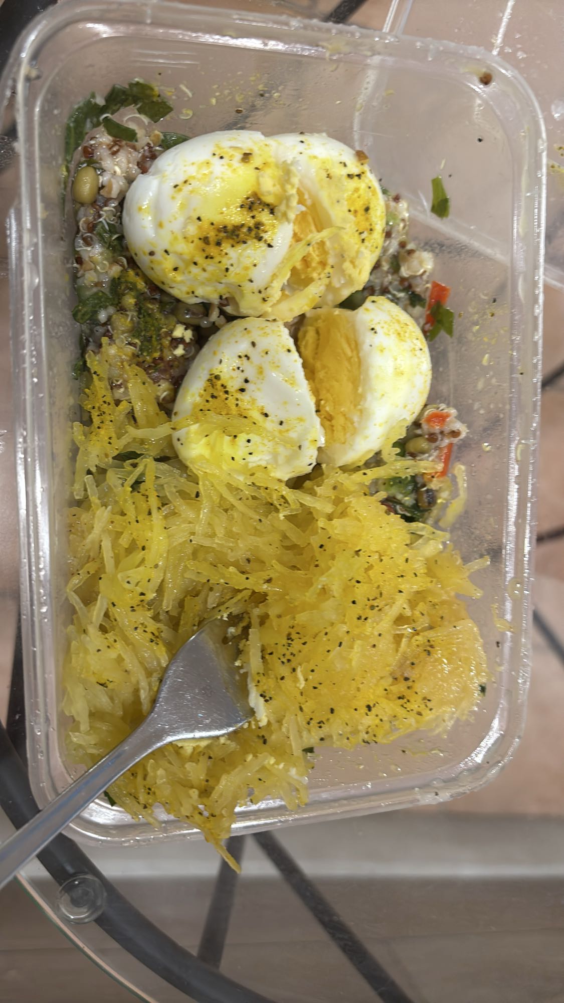 Oeufs et courge spaghetti