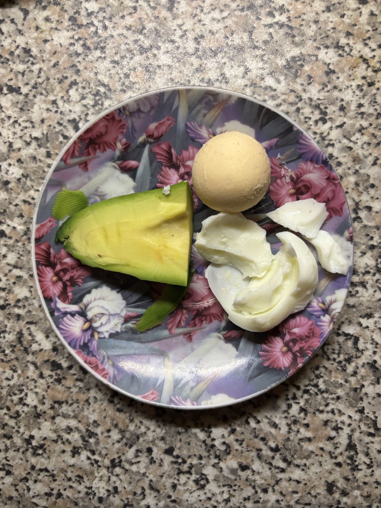 Egg, Avocado & Cheese Plate