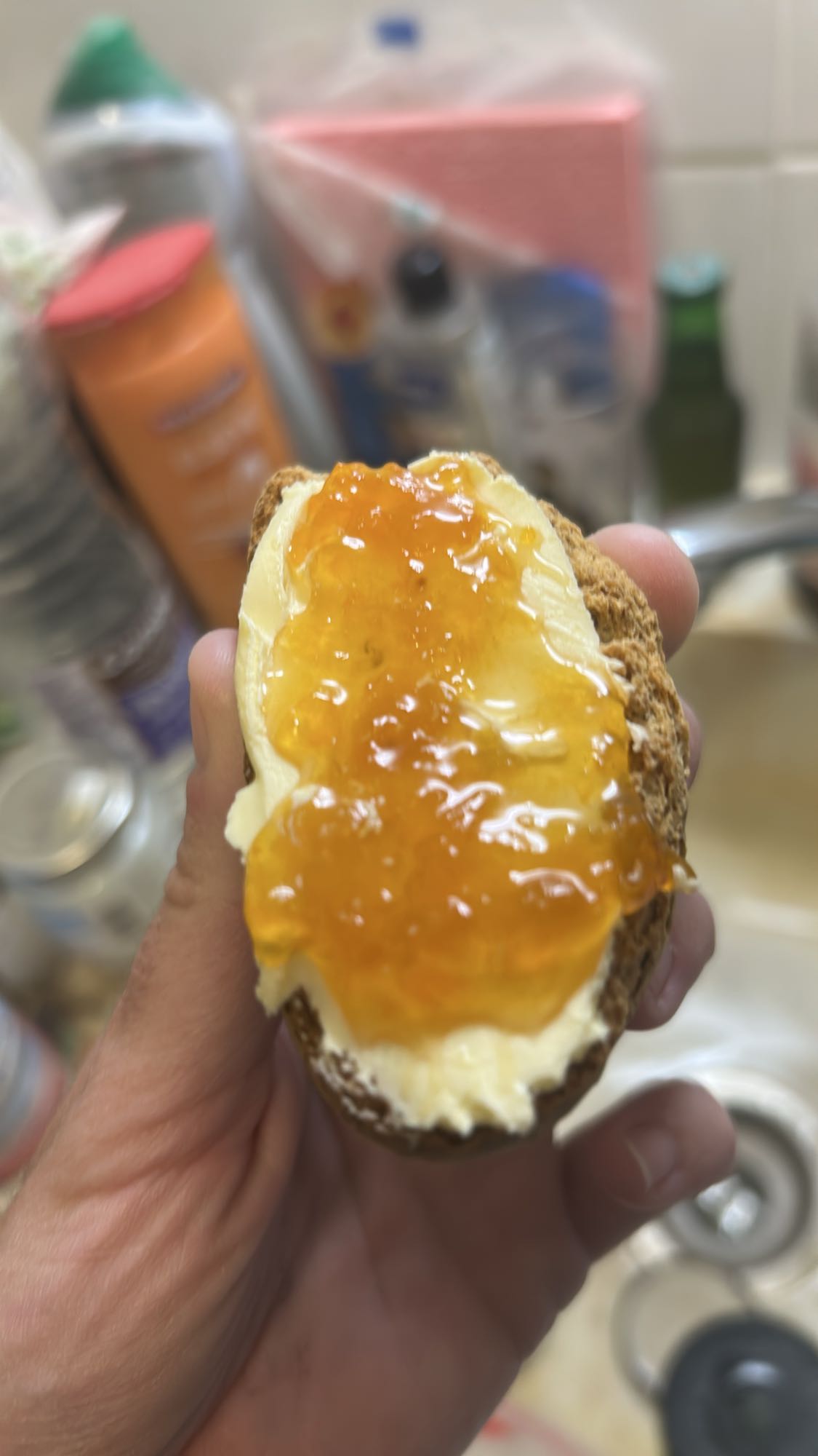 Pain beurre confiture