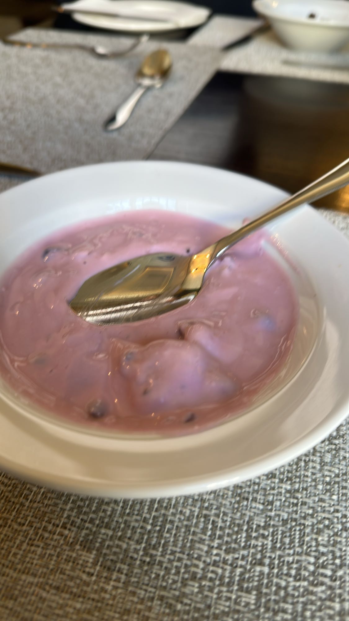 Berry Yogurt Bowl