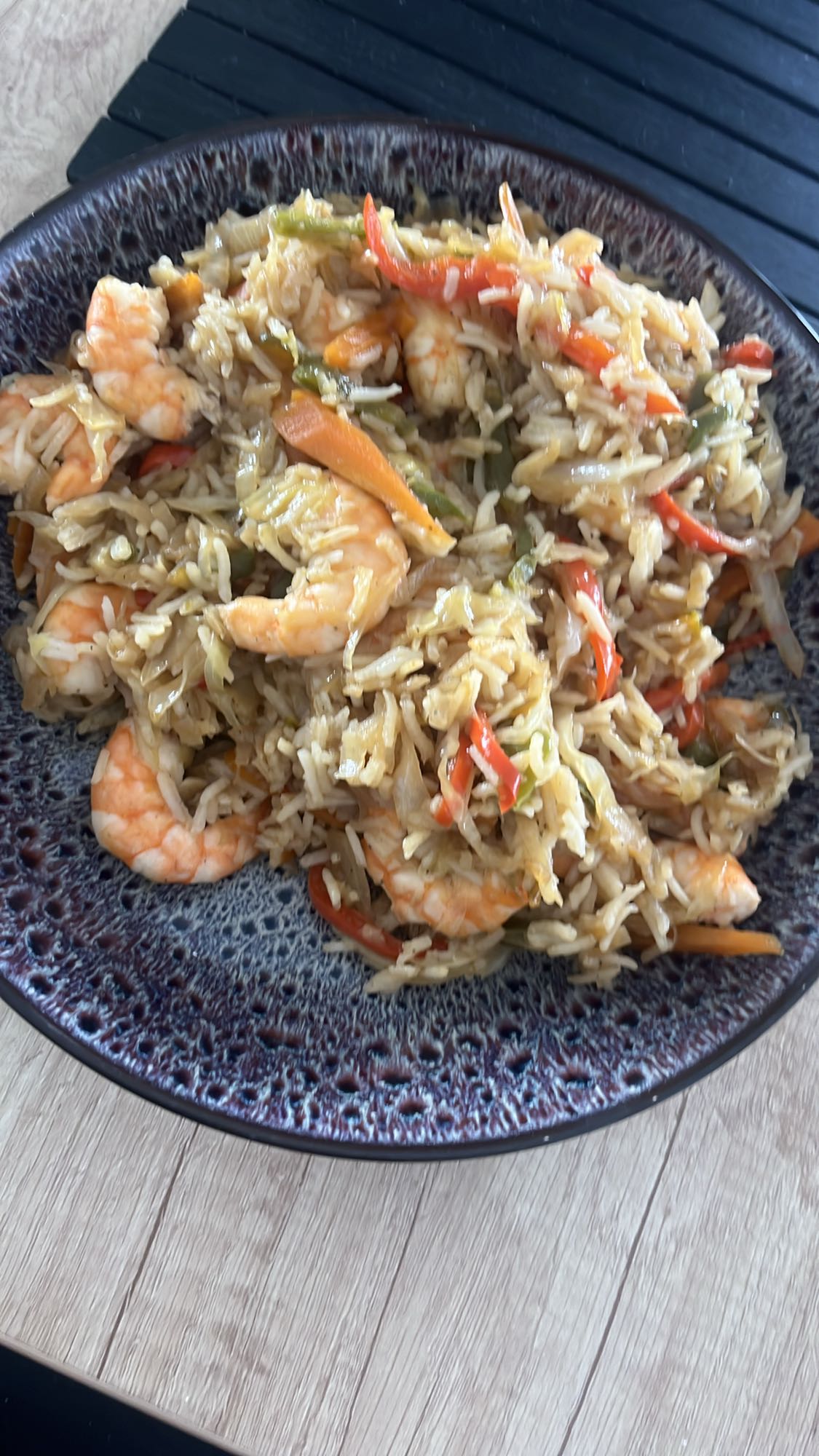 Orez prăjit cu creveți