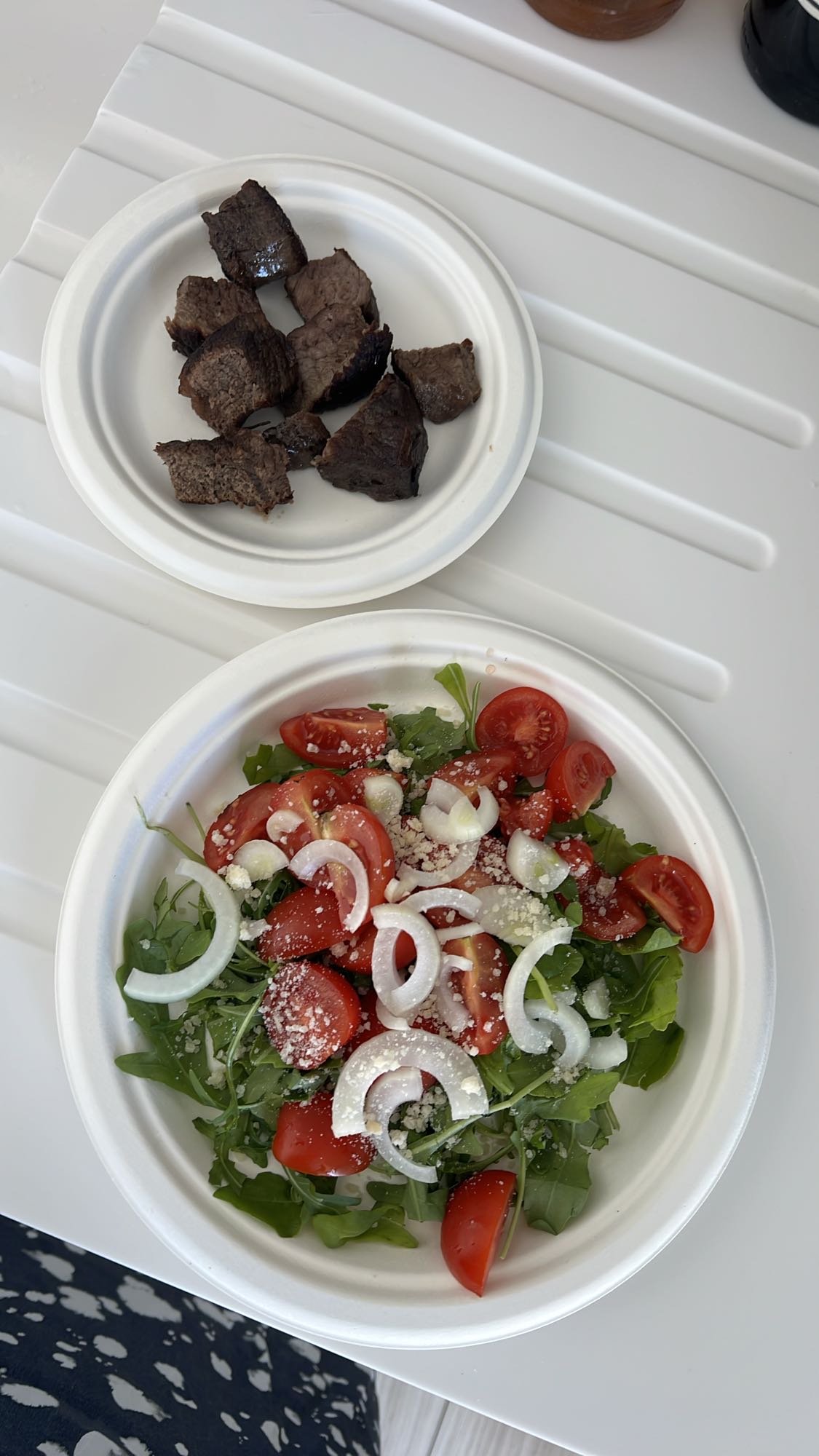 салат с говядиной