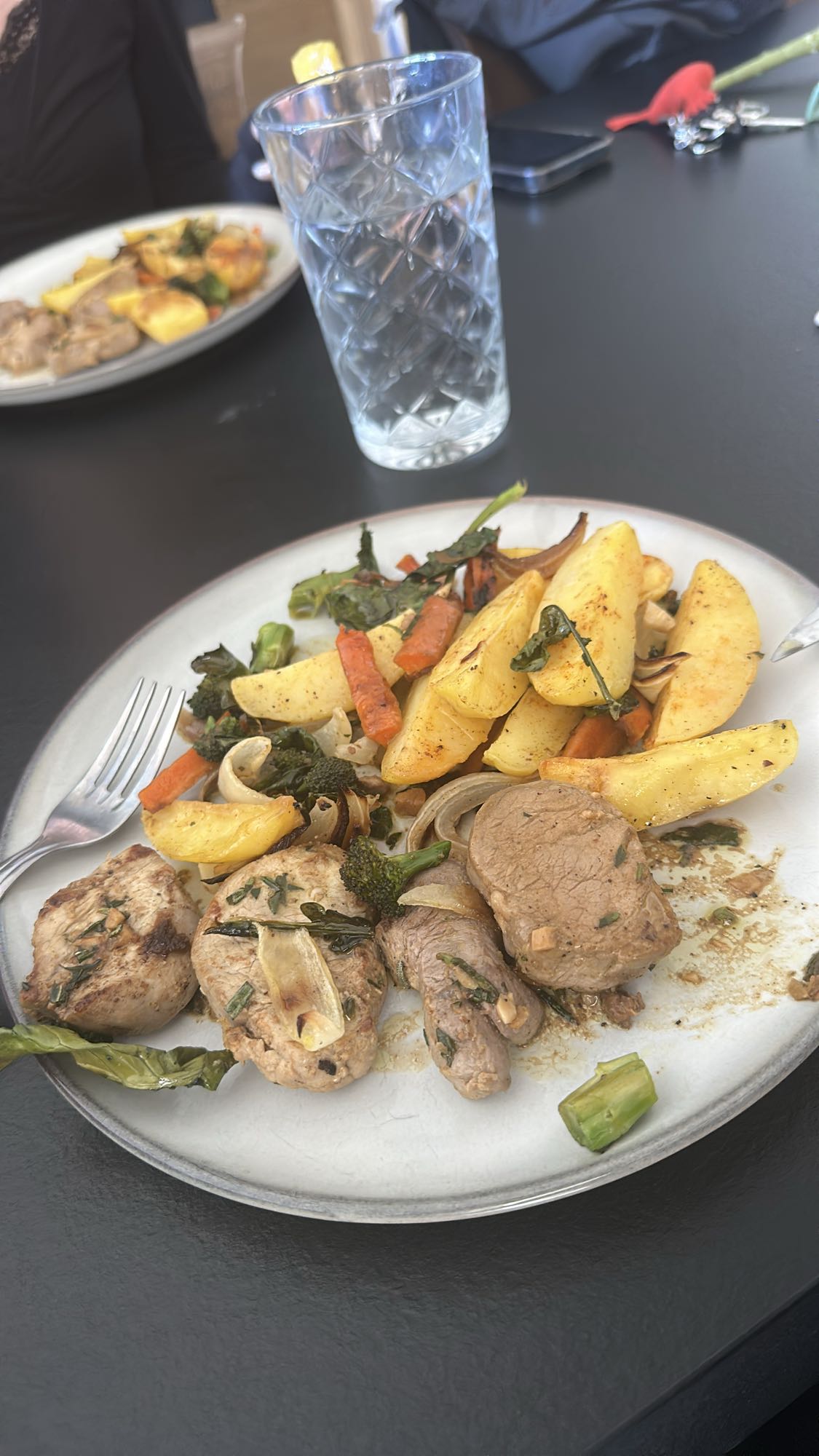 Gegrild vlees met groenten