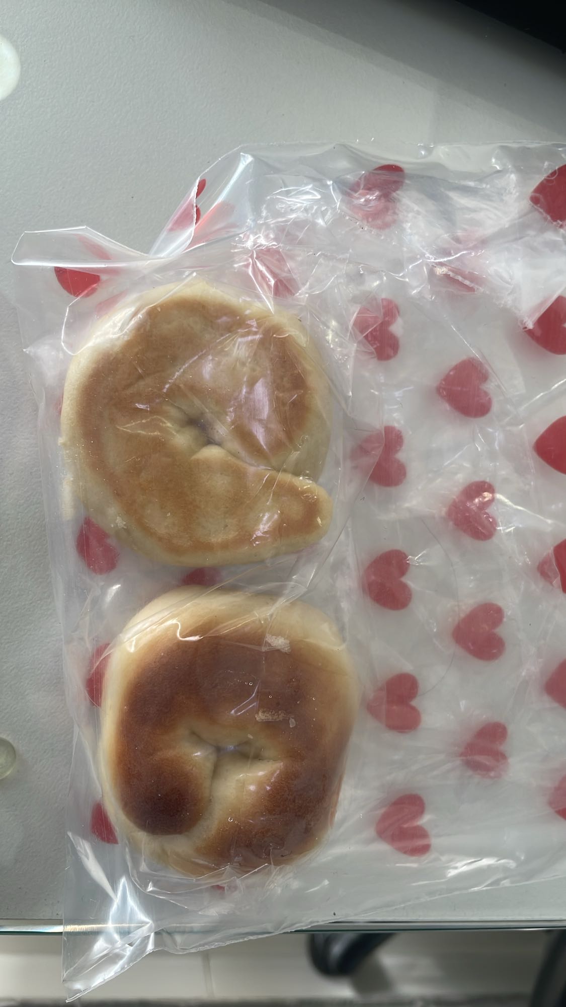 Plain Bagels (2 small)