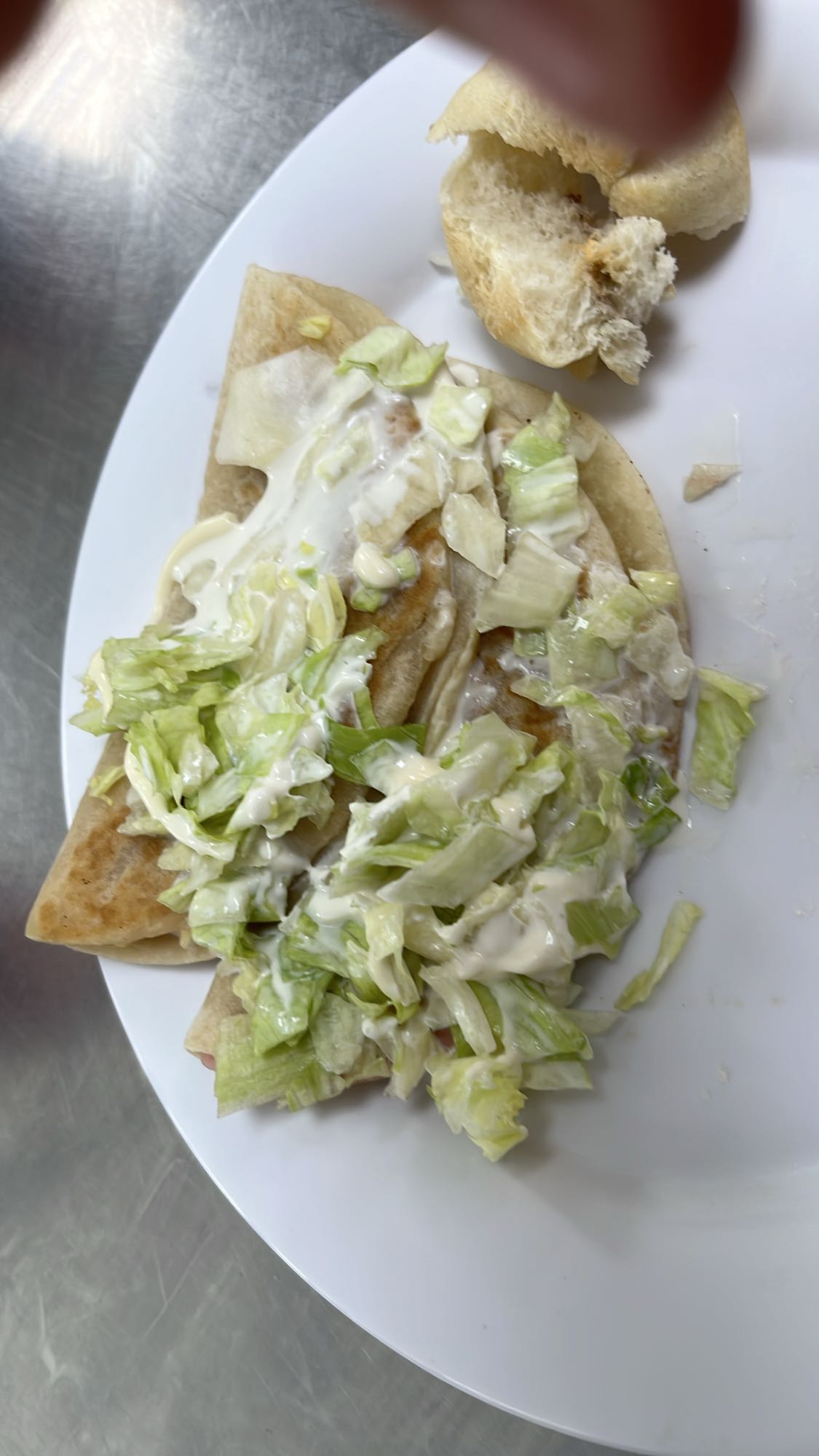 Taco con lechuga y pan