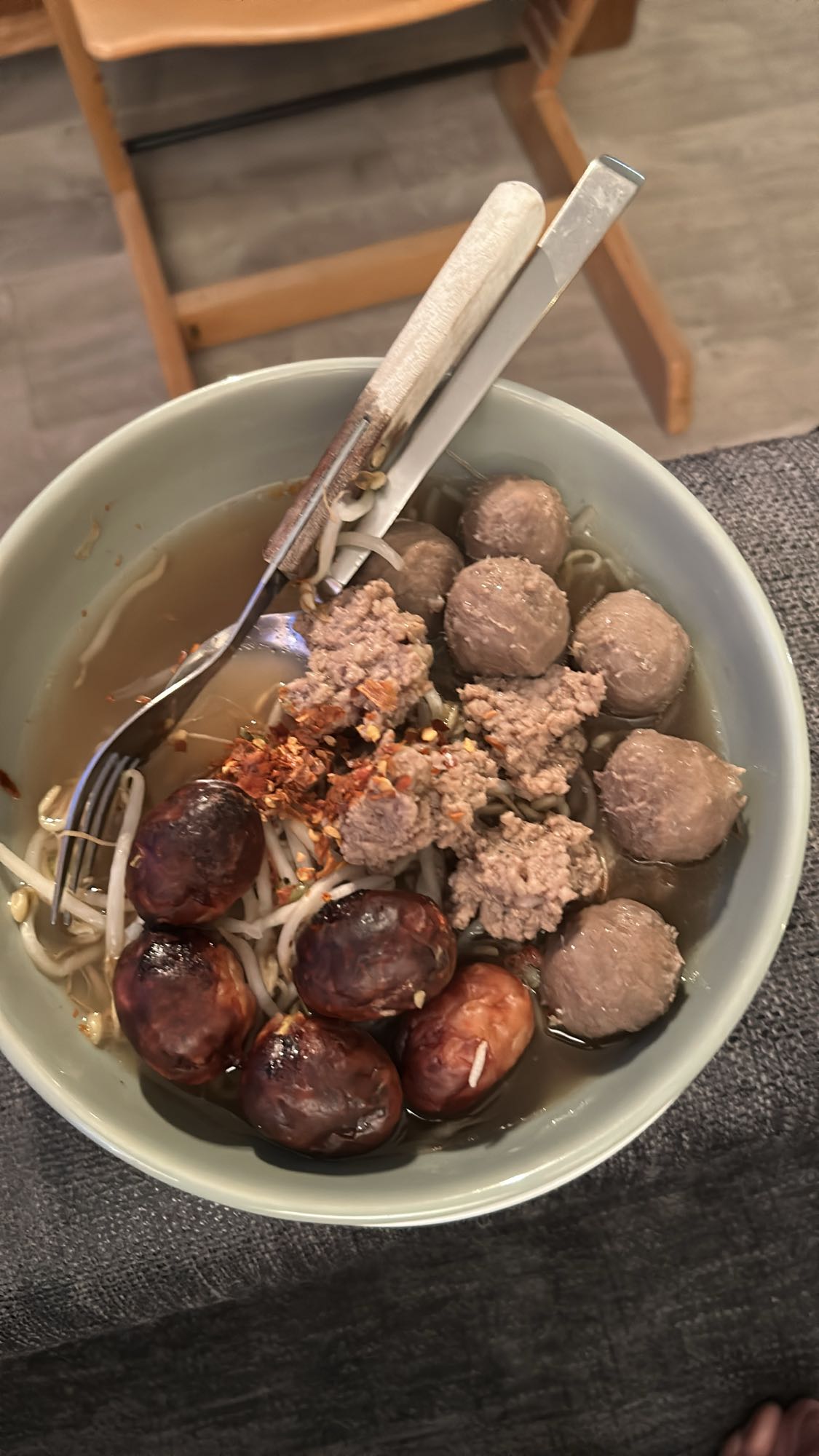 Kjøttbollesuppe med sopp