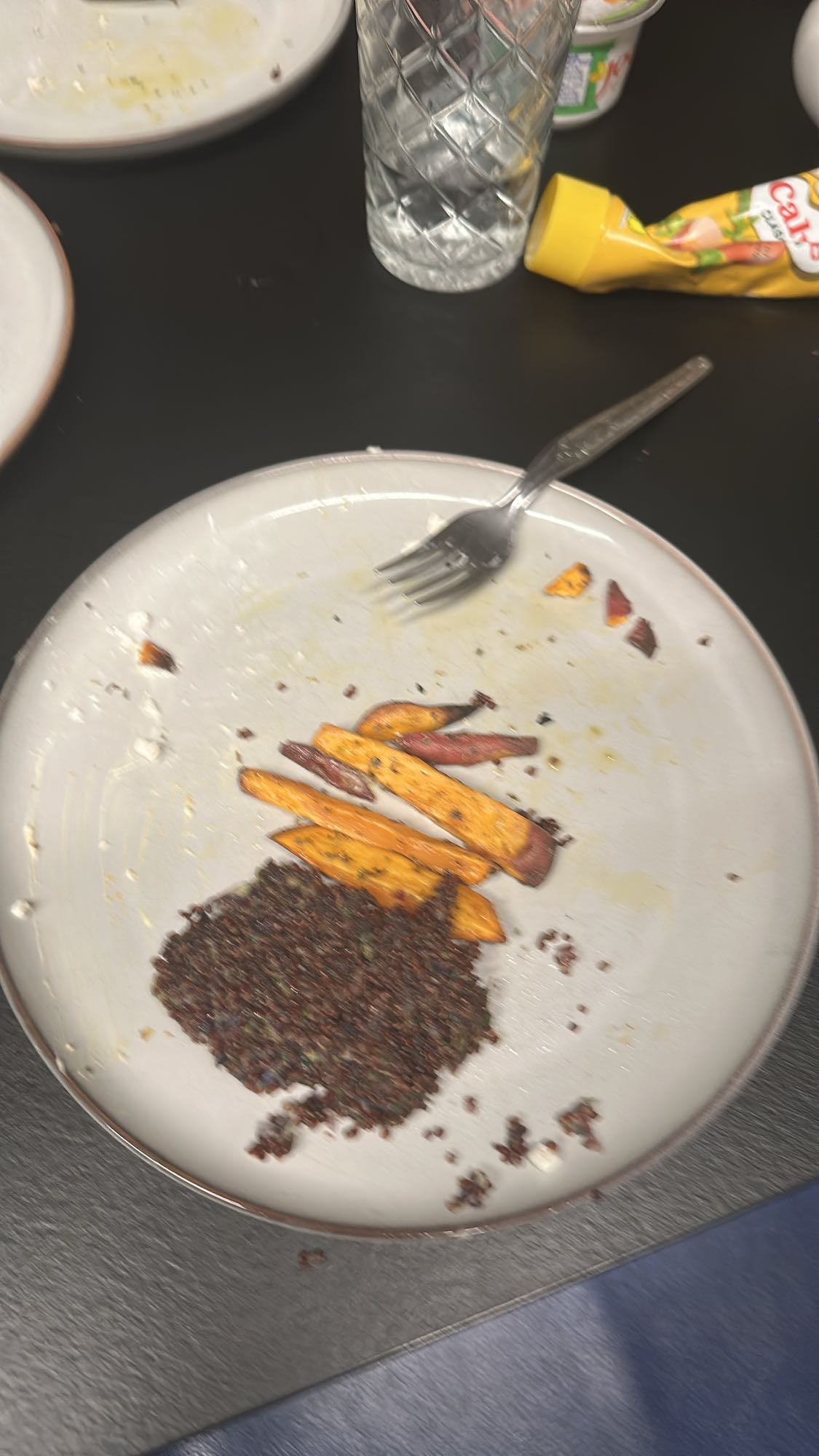 Quinoa en wortel restjes