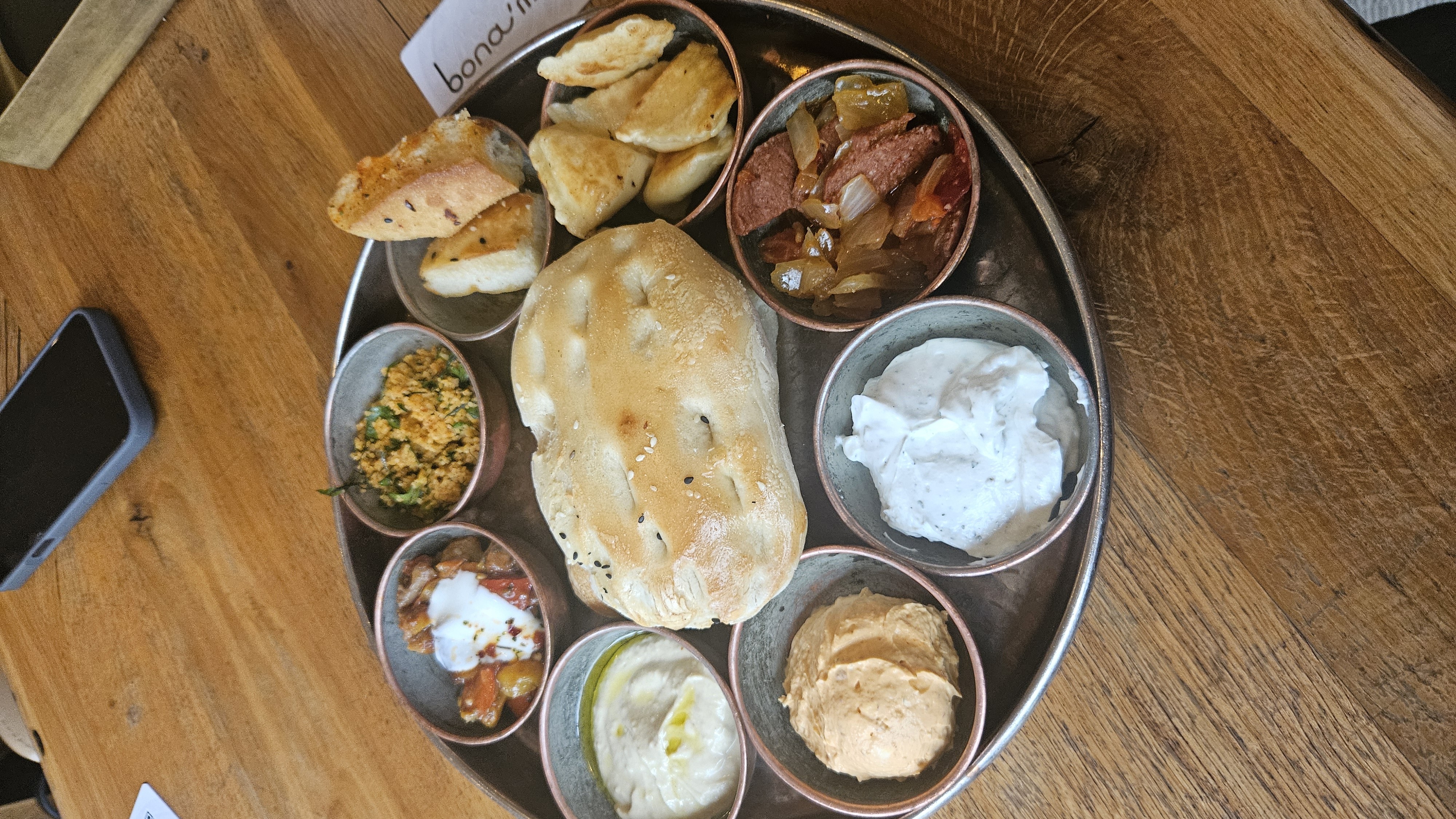 Turkse mezze schotel