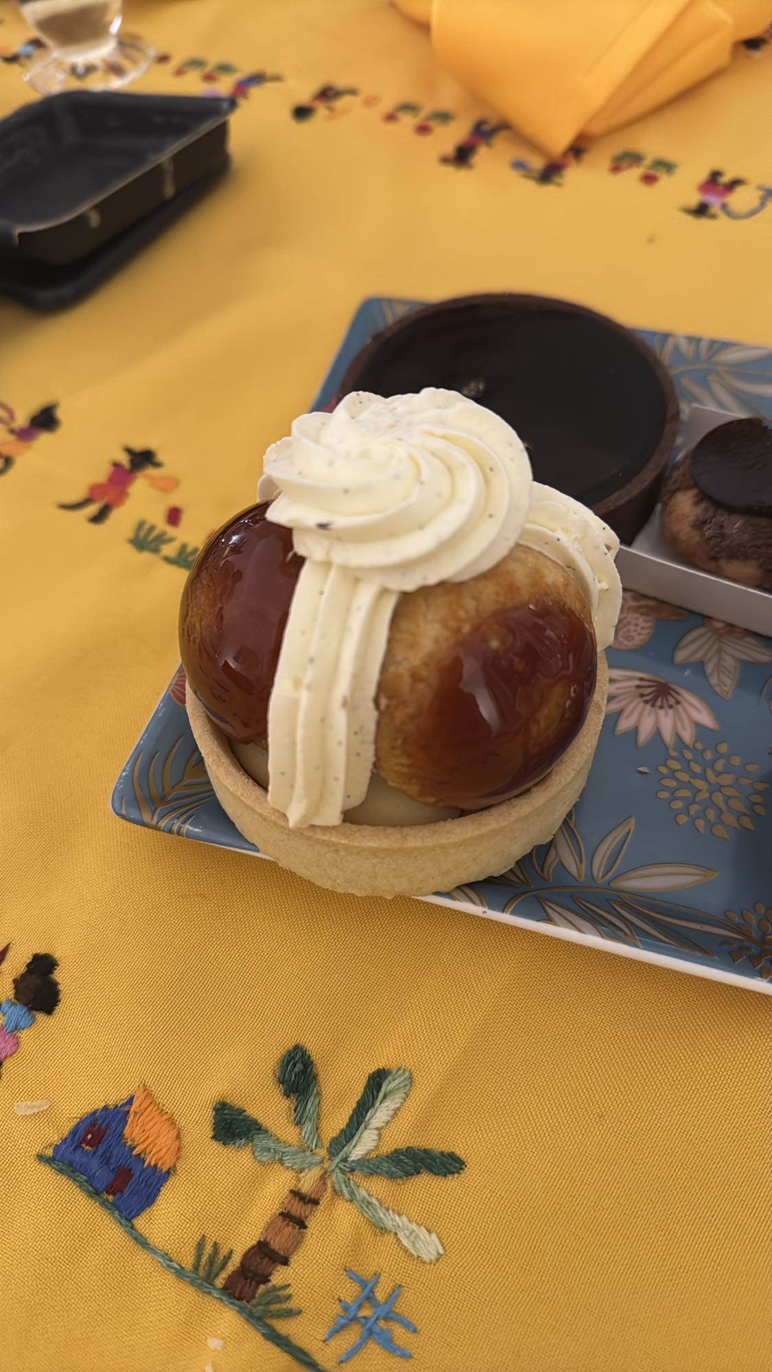 Religieuse caramel