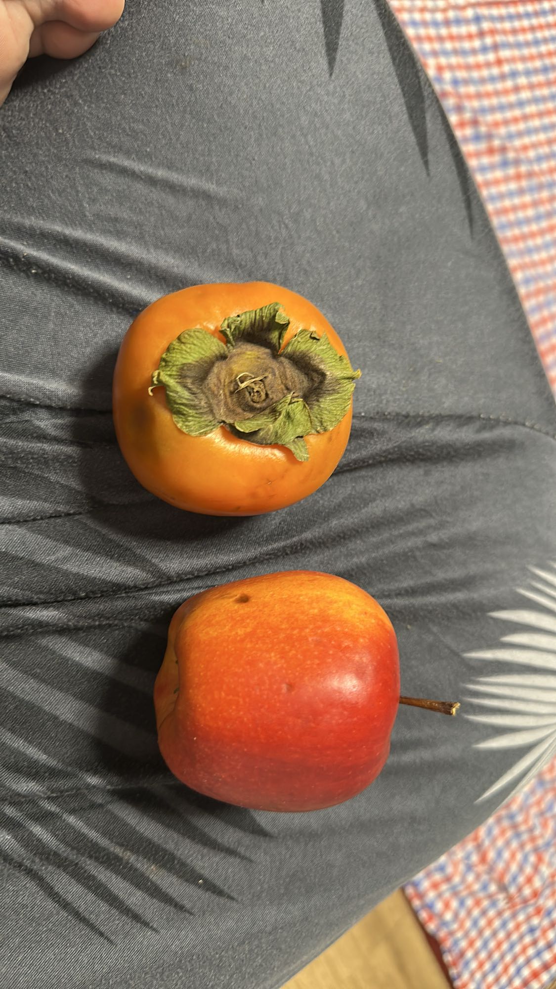 Apfel und Kaki Snack
