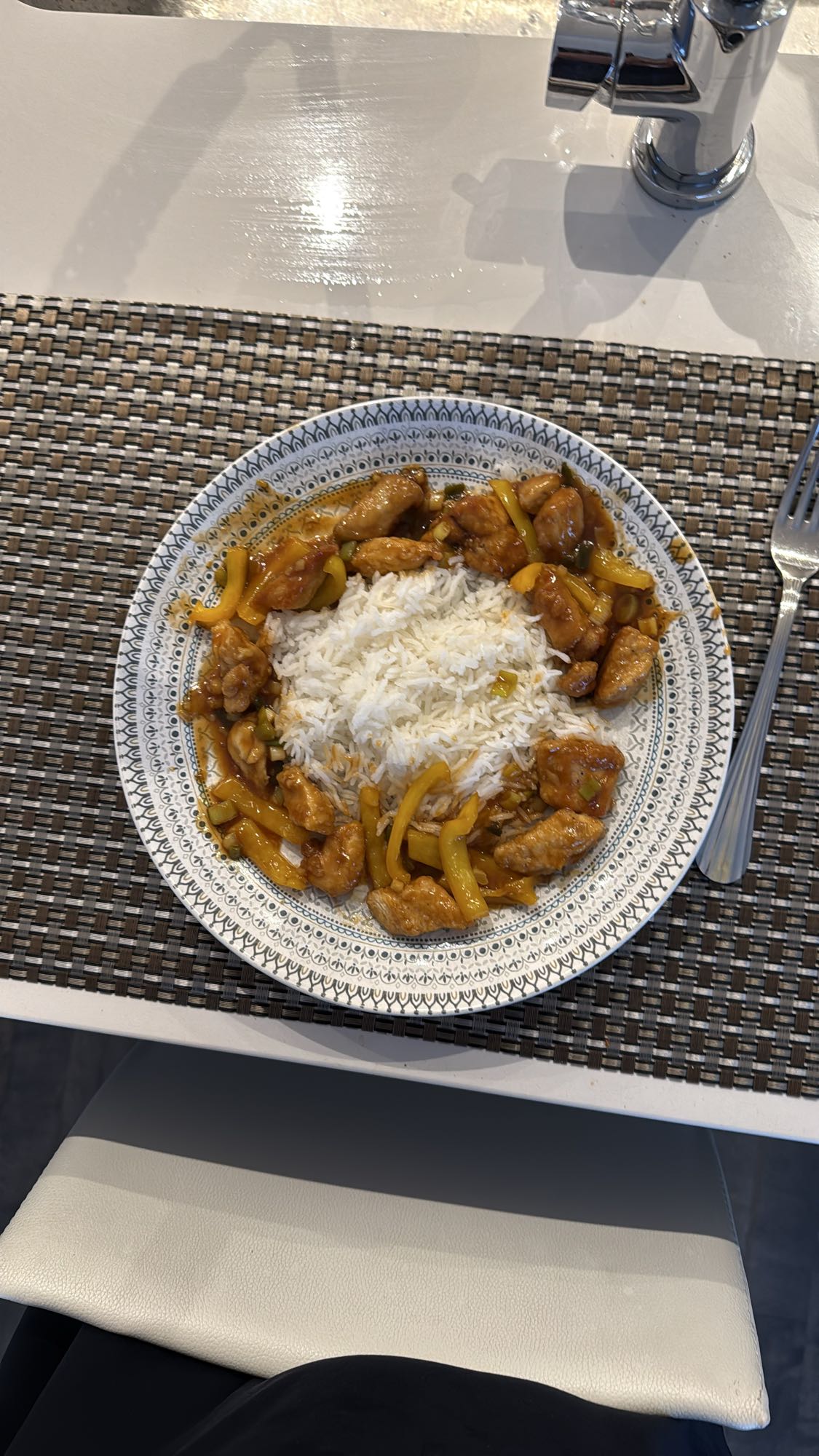Poulet sauté et riz