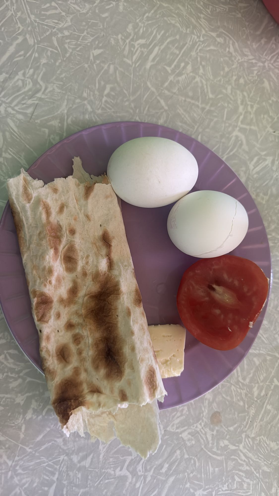 Նախաճաշ հացով և ձվով