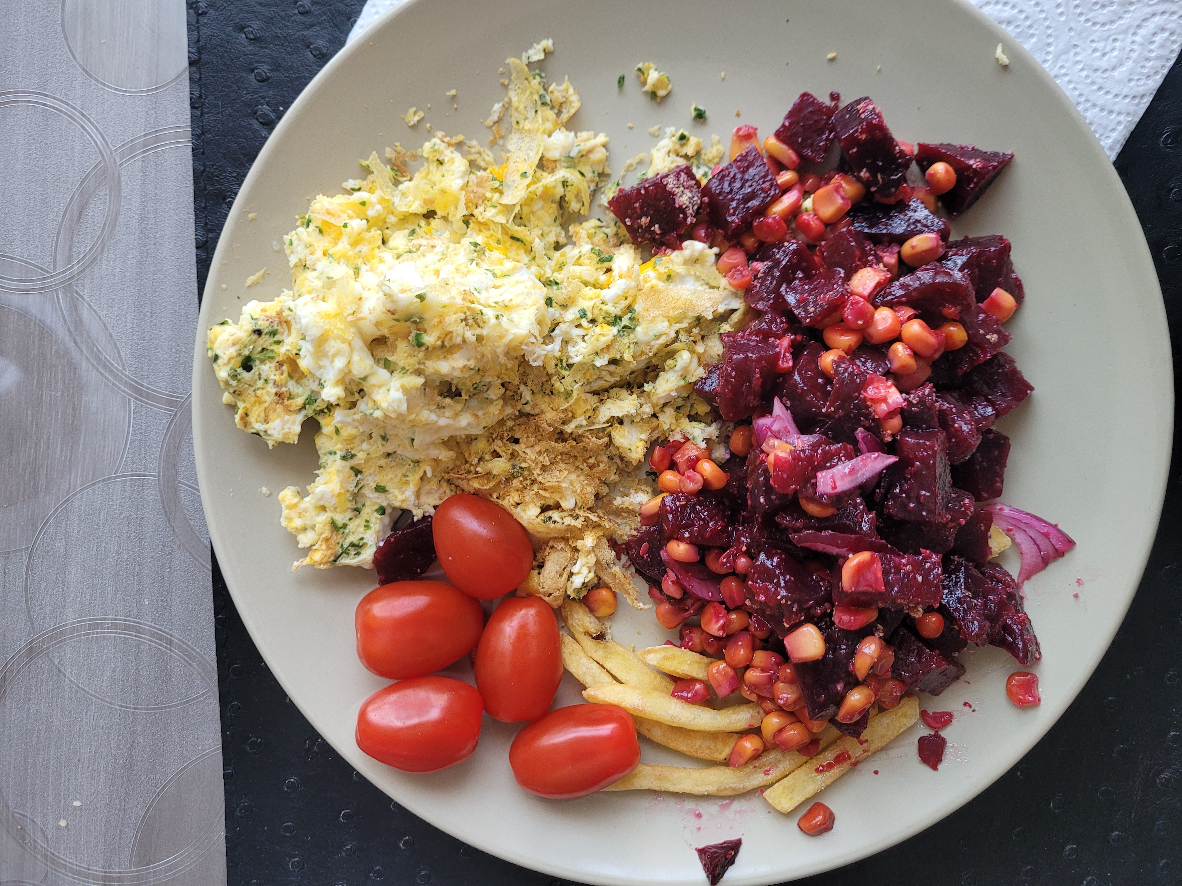 Oeufs et salade de betterave