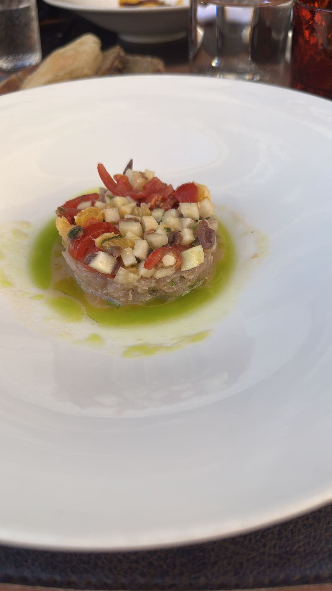 Tartare de poisson et légumes
