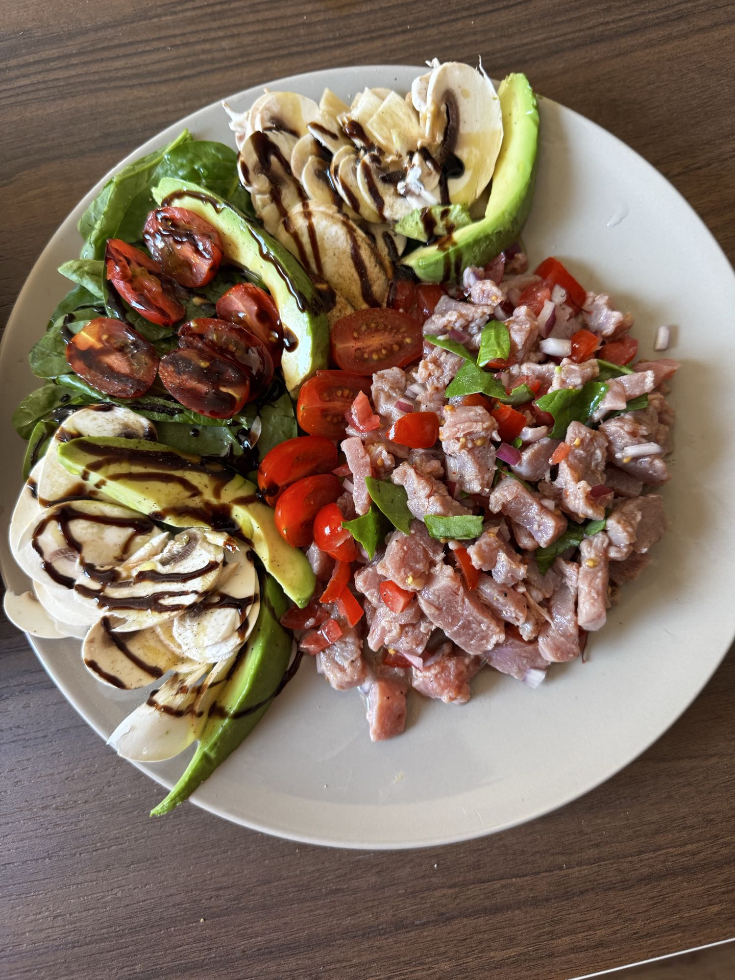 Salade de thon frais et légumes