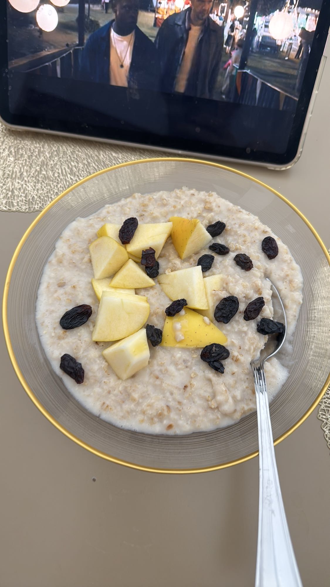 овсянка с фруктами