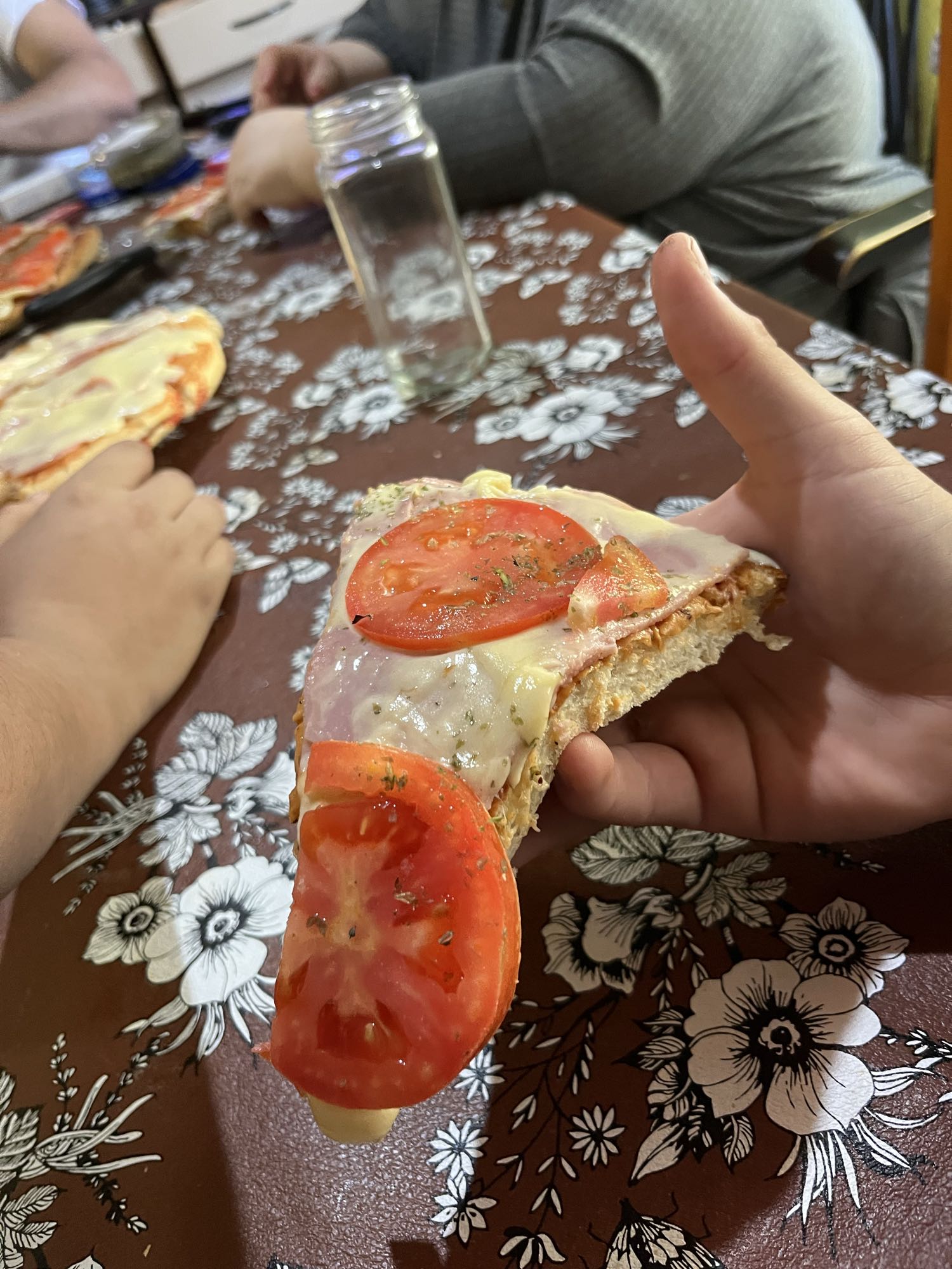 Porción de pizza casera