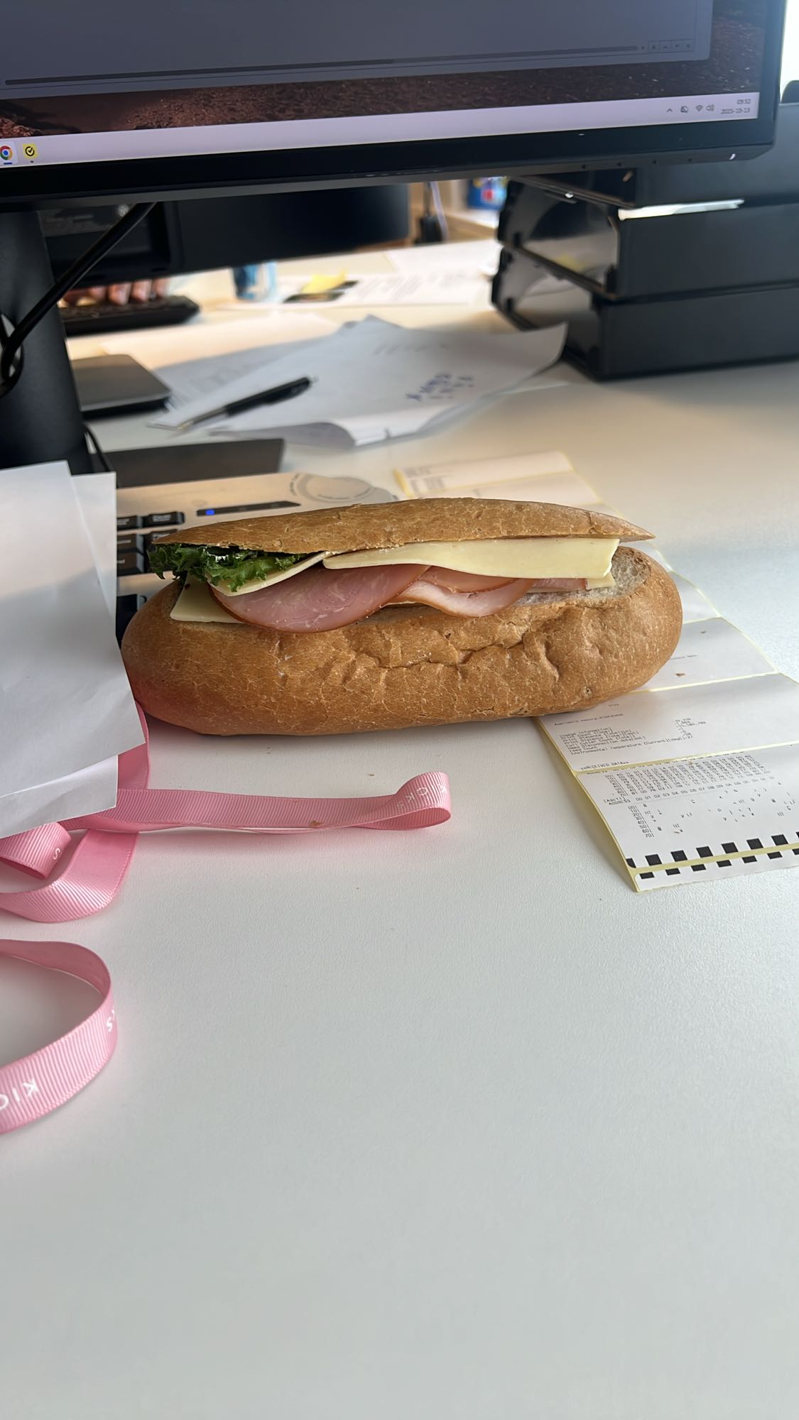 Skinksmörgås med ost