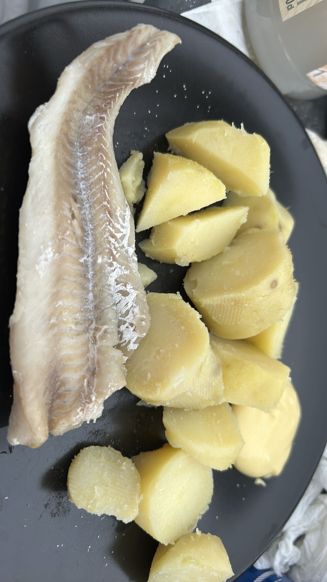 Poisson blanc pommes de terre et mayonnaise maison