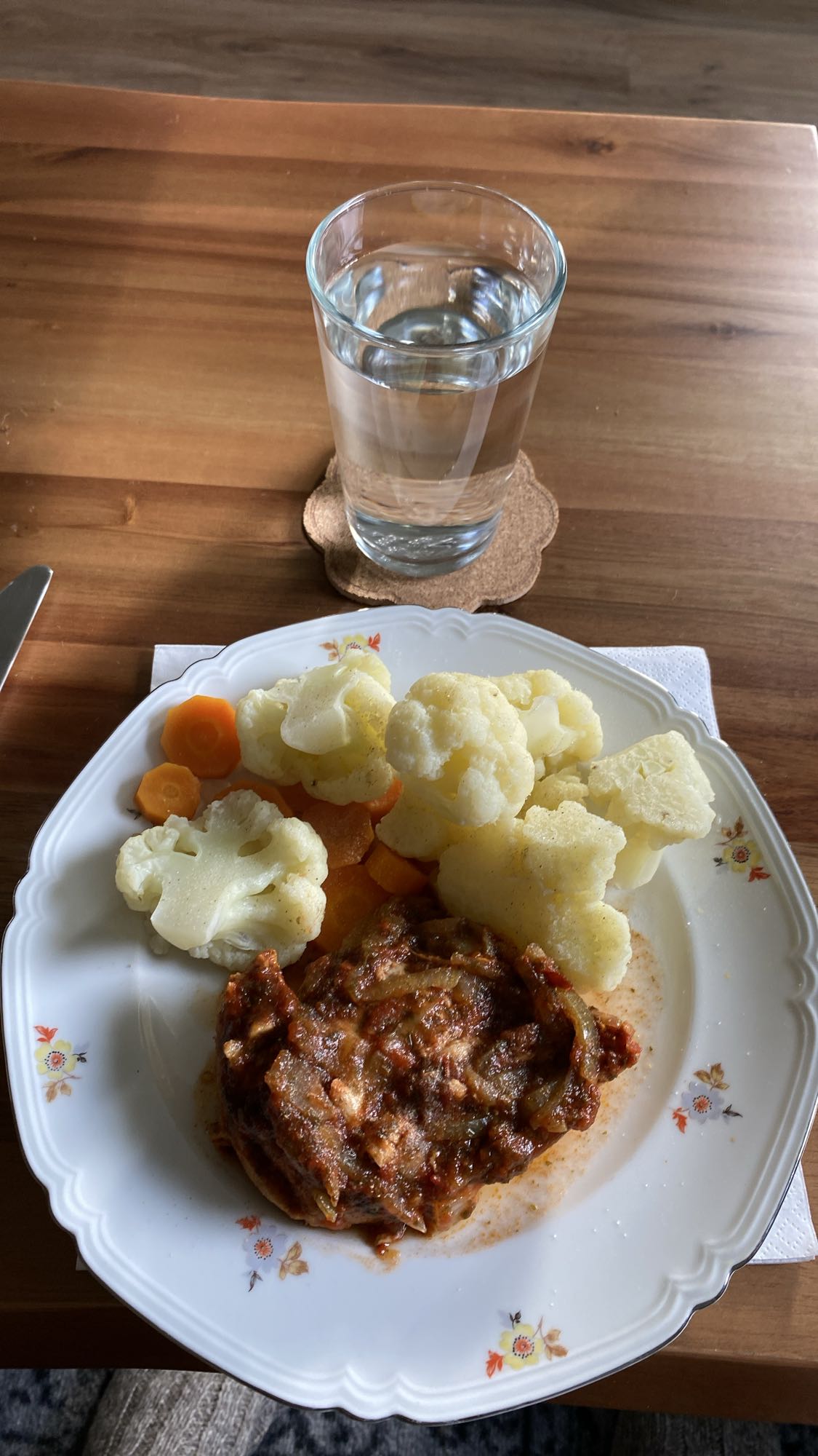 Köttgryta med grönsaker