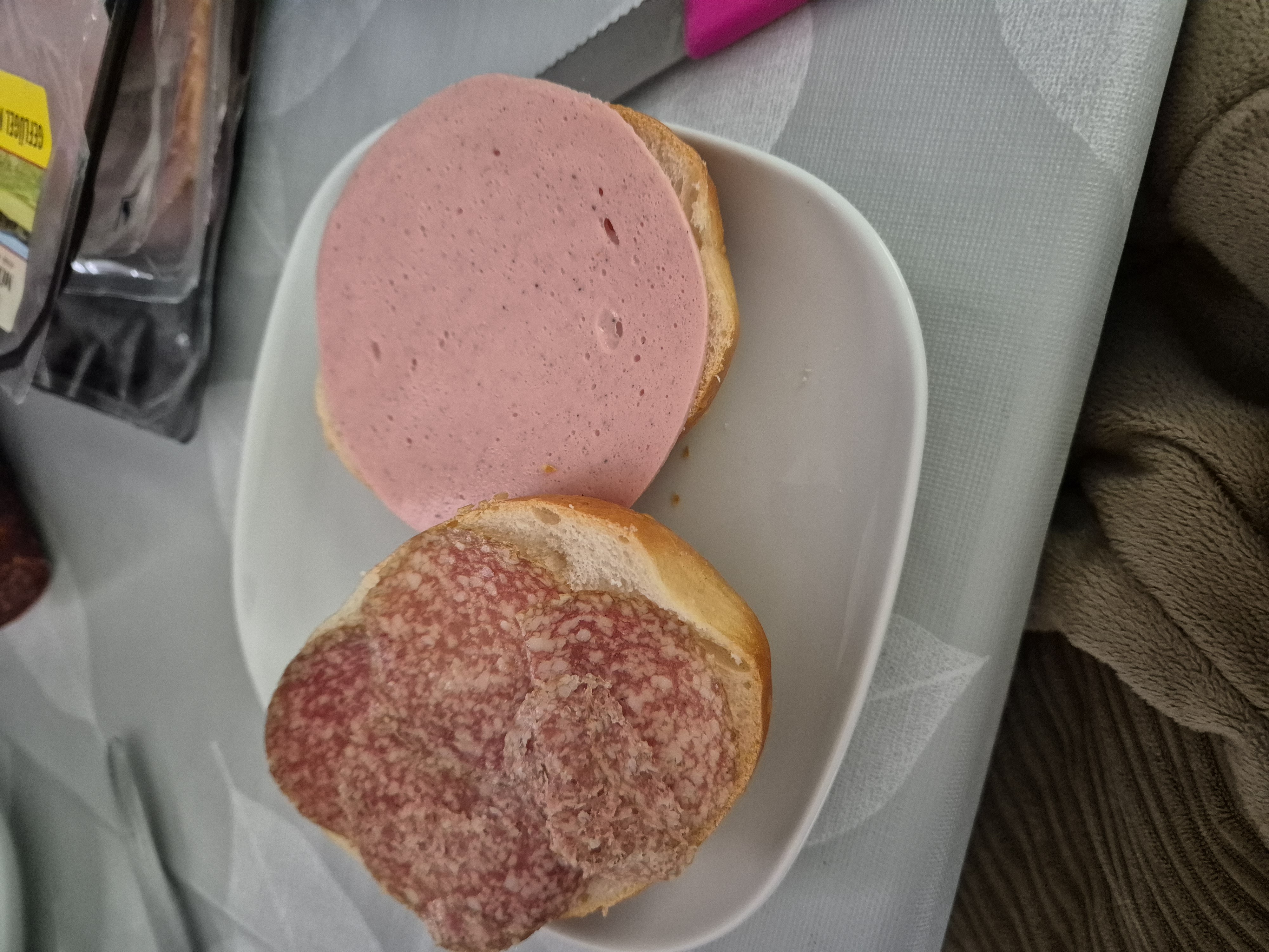 Wurstbrötchen