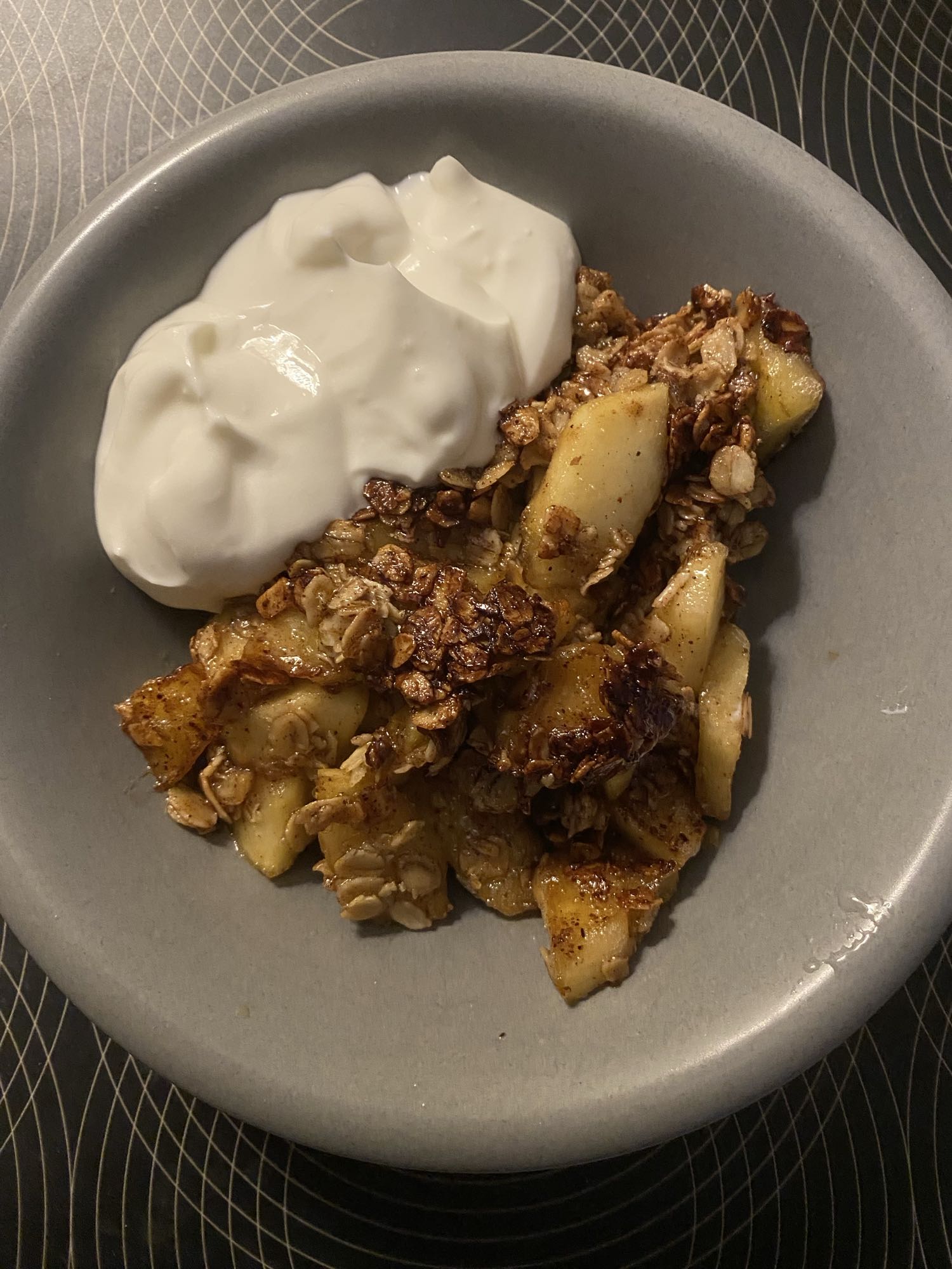 Äppelpaj med yoghurt