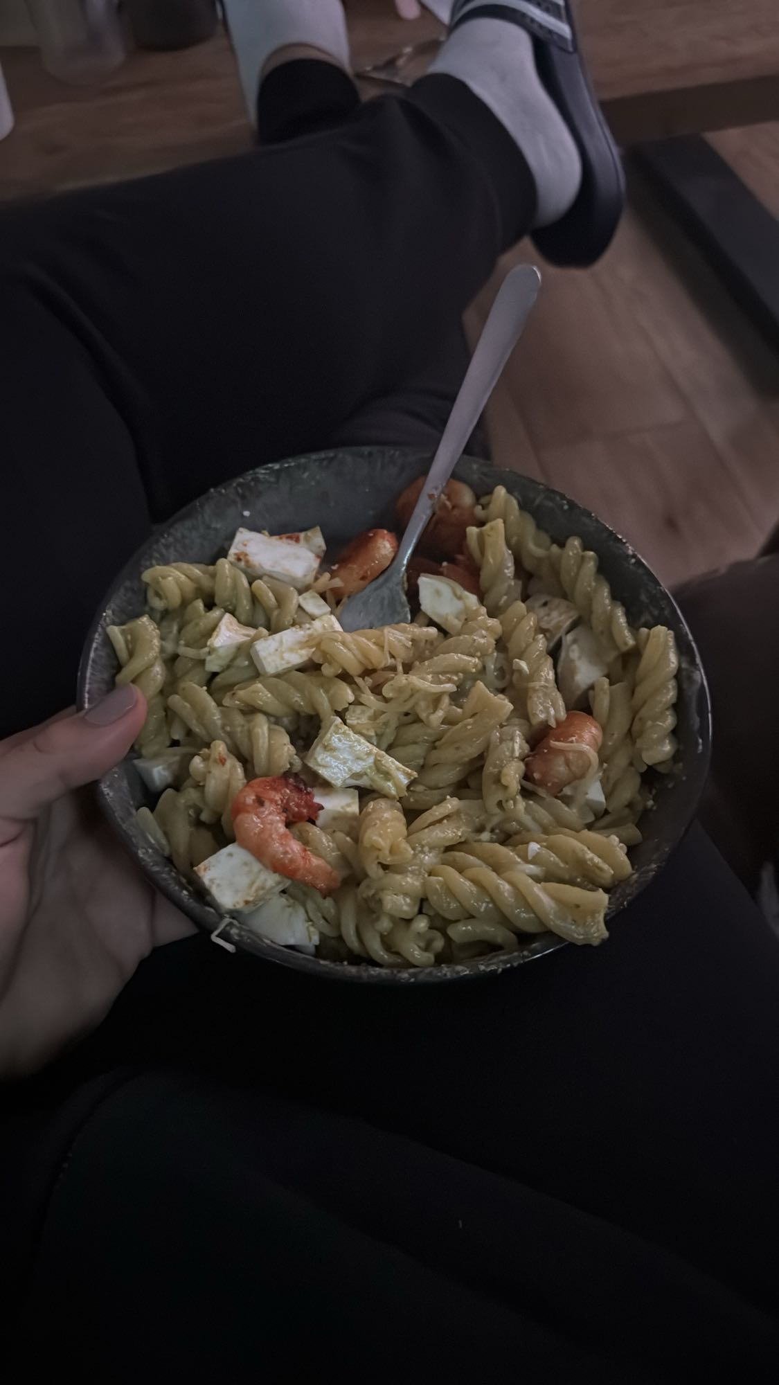 Pasta mit Garnelen und Käse