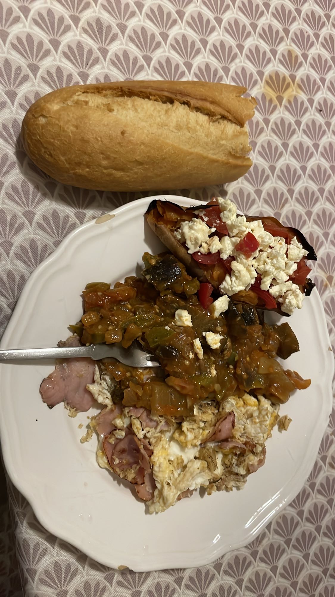 Mic dejun cu legume și brânză