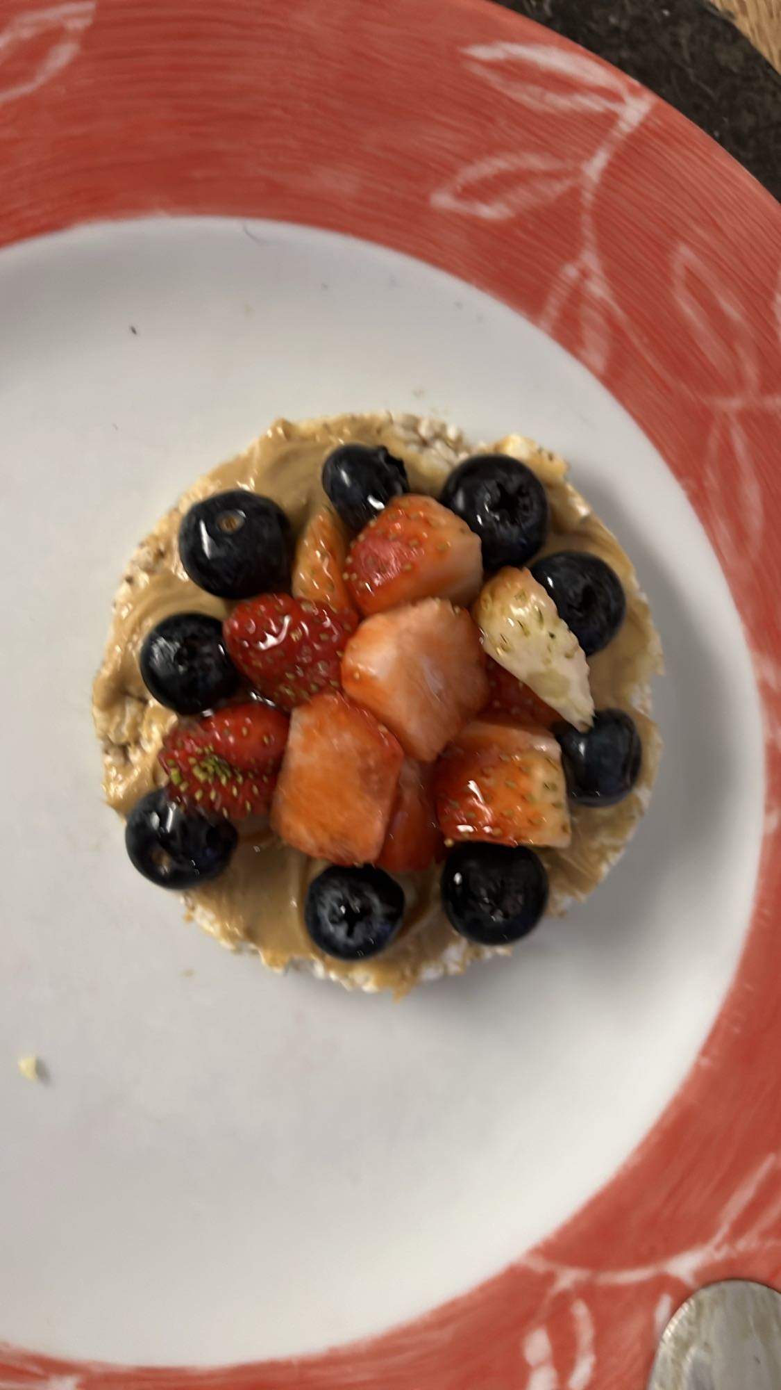 Rice cake with fruits
