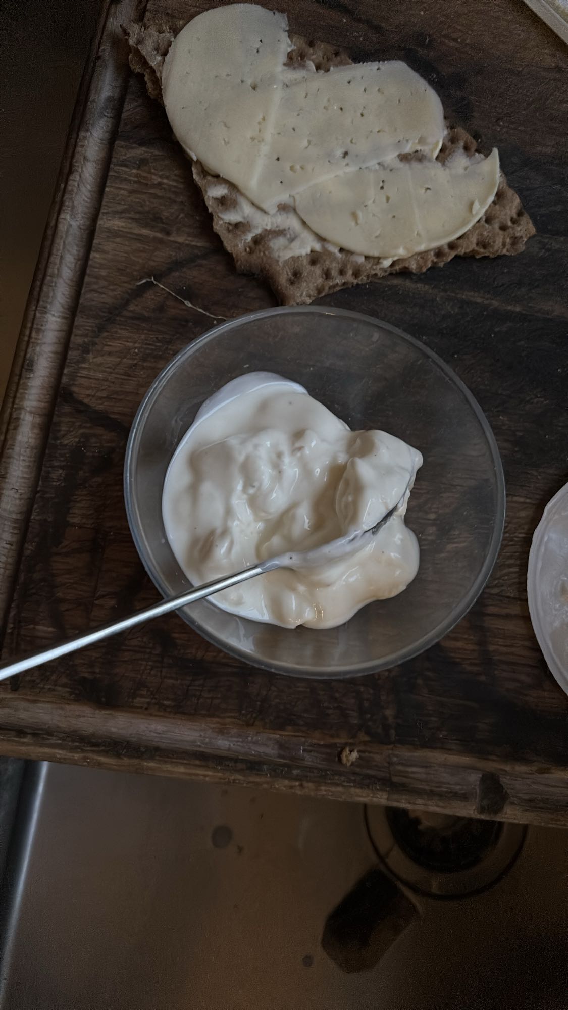 Knäckebröd med ost & yoghurt
