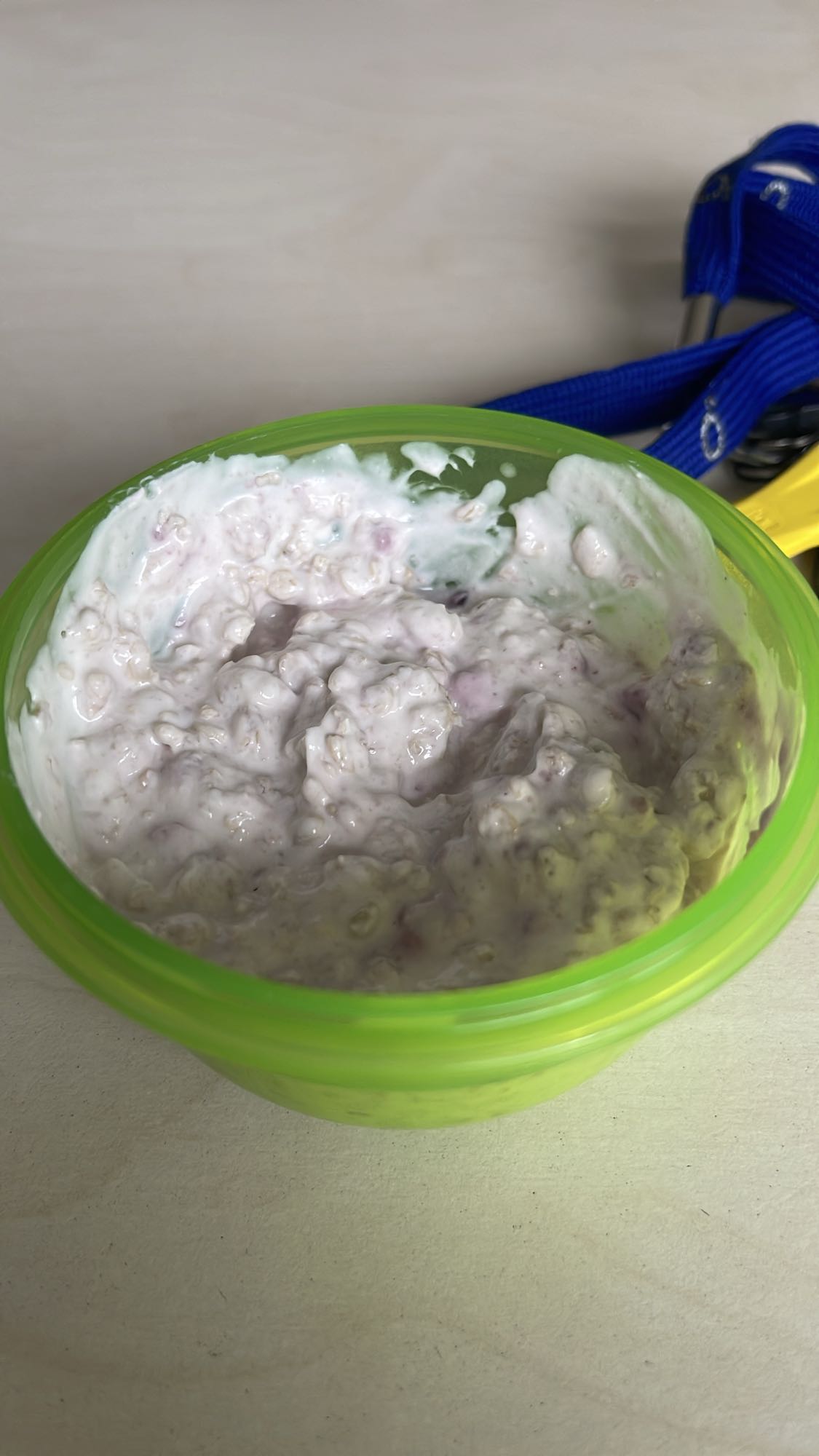 Havermout yoghurt ontbijt