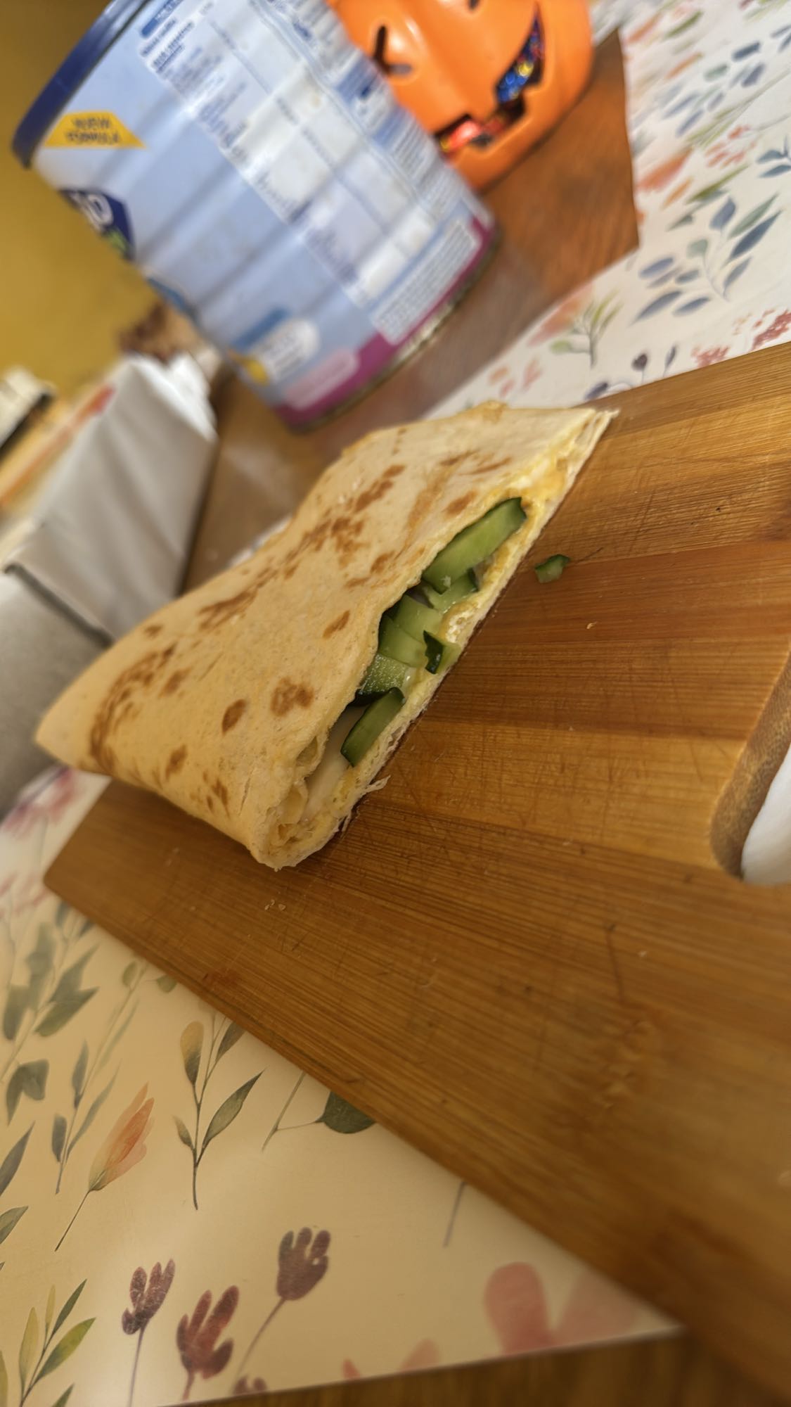 Лаваш с огурцом и сыром