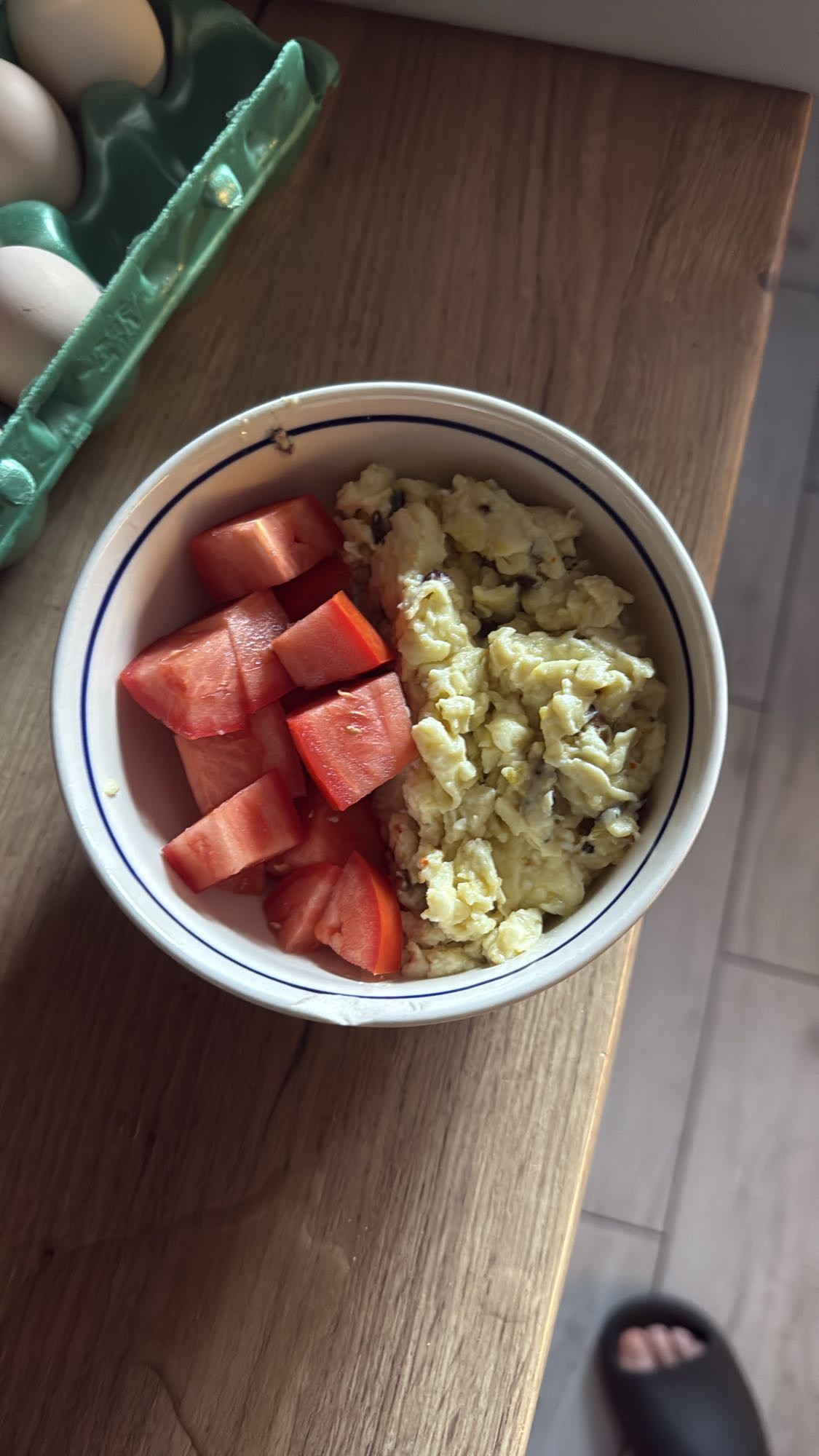 Jajecznica z pomidorem