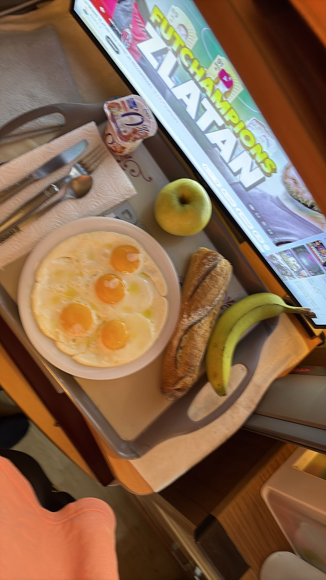 Petit-déjeuner train
