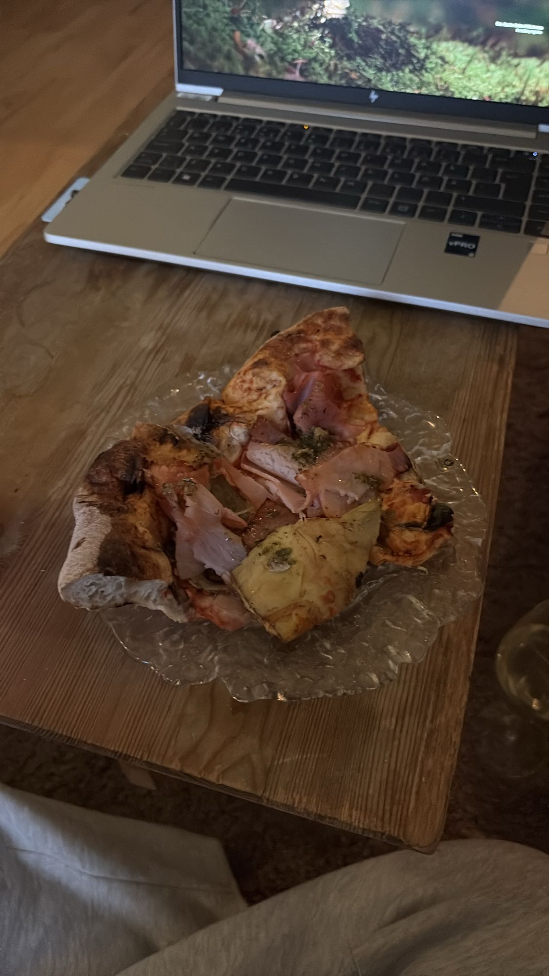 Skinka & kronärtskockspizza