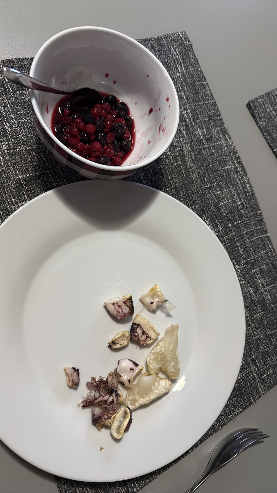 Fructe de pădure și fructe de mare