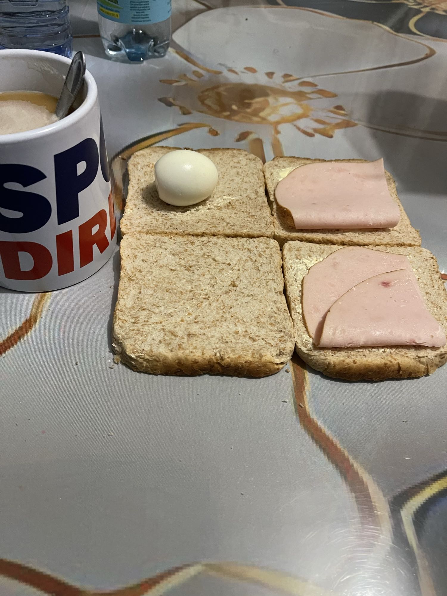 Petit-déjeuner sandwich