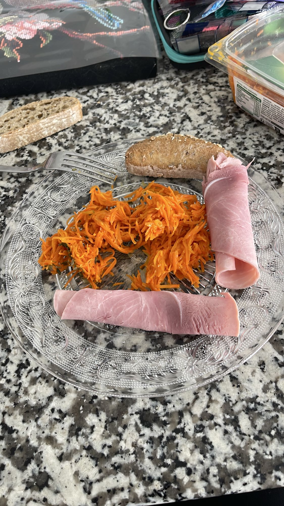 Jambon et carottes râpées